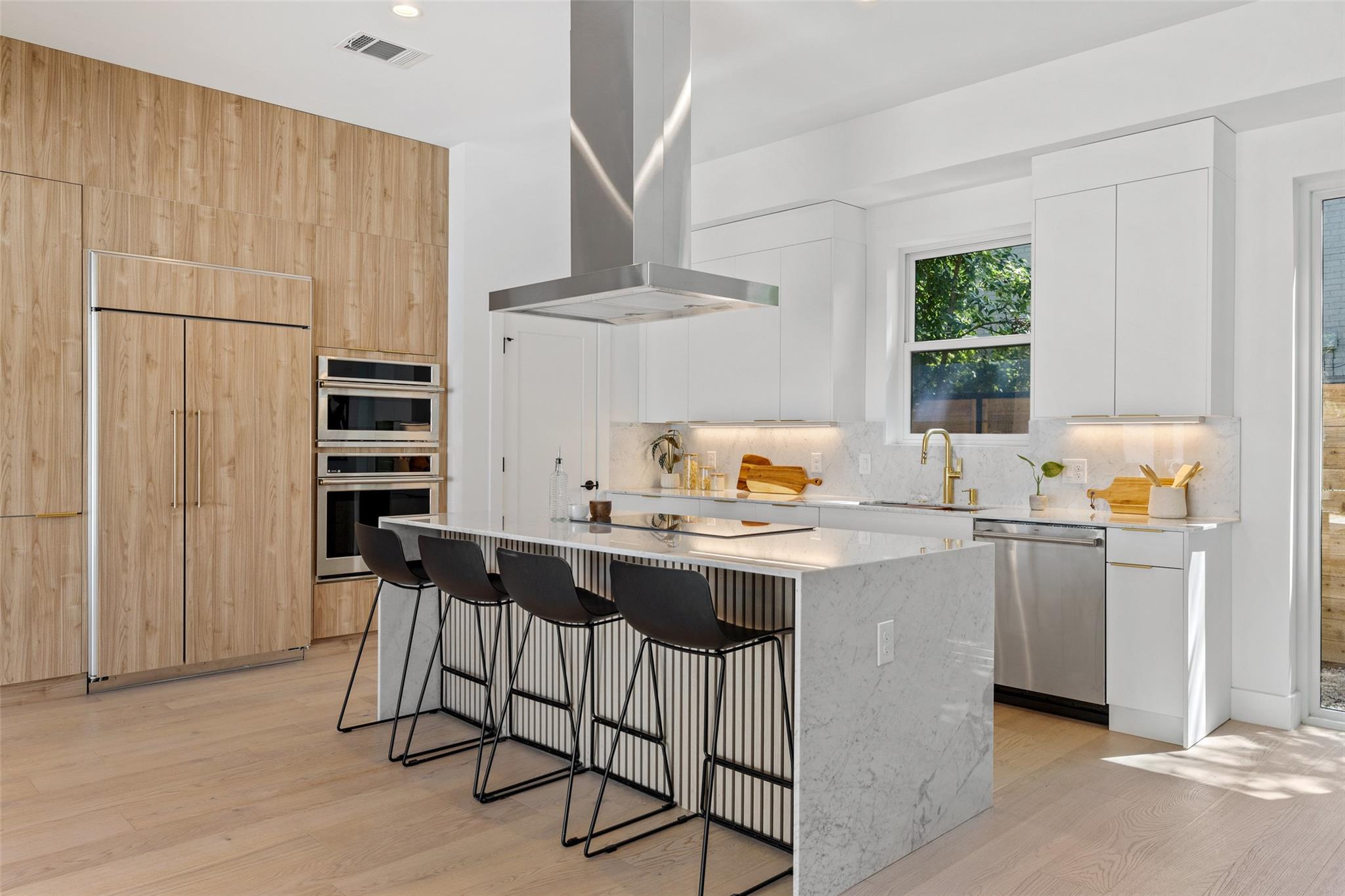1913 Fairlawn Ln, Austin, TX 78704