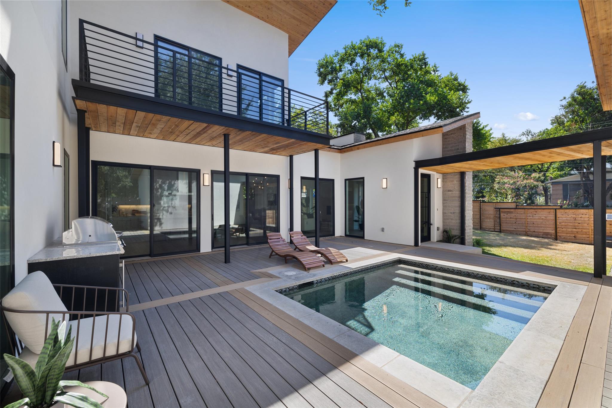 1913 Fairlawn Ln, Austin, TX 78704