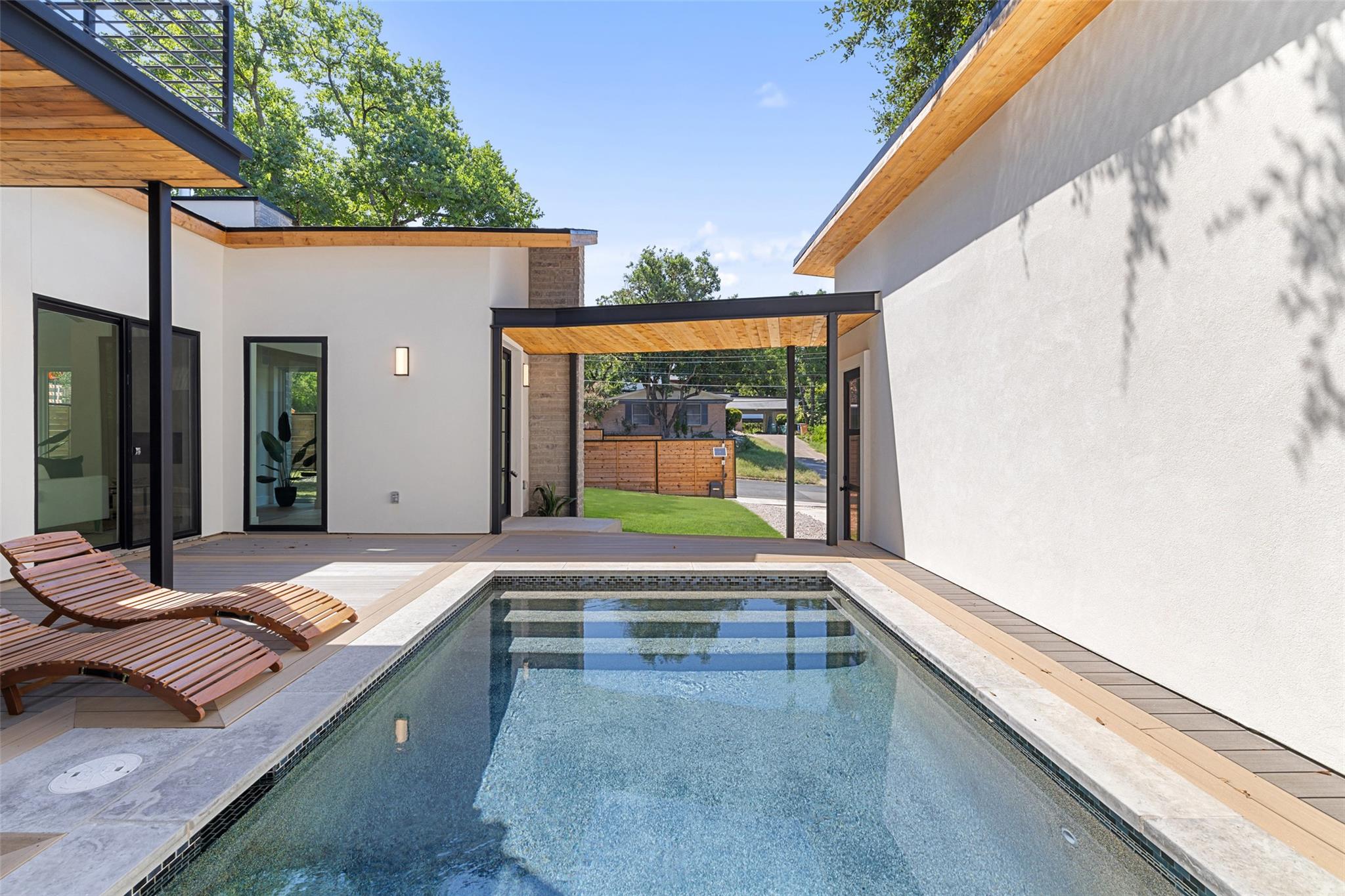 1913 Fairlawn Ln, Austin, TX 78704