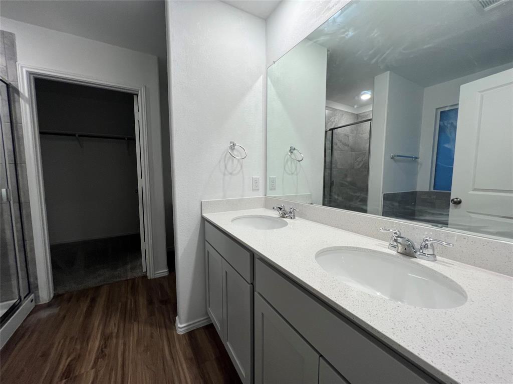 111 Vintage Dr, San Marcos, TX 78666