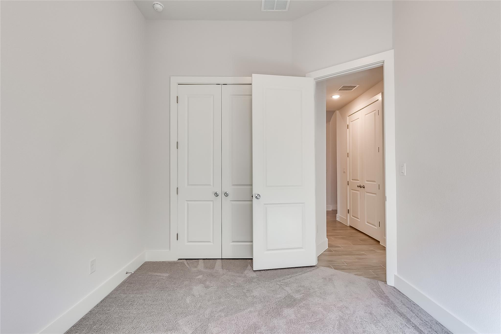 5853 Bianca Dr, Round Rock, TX 78665