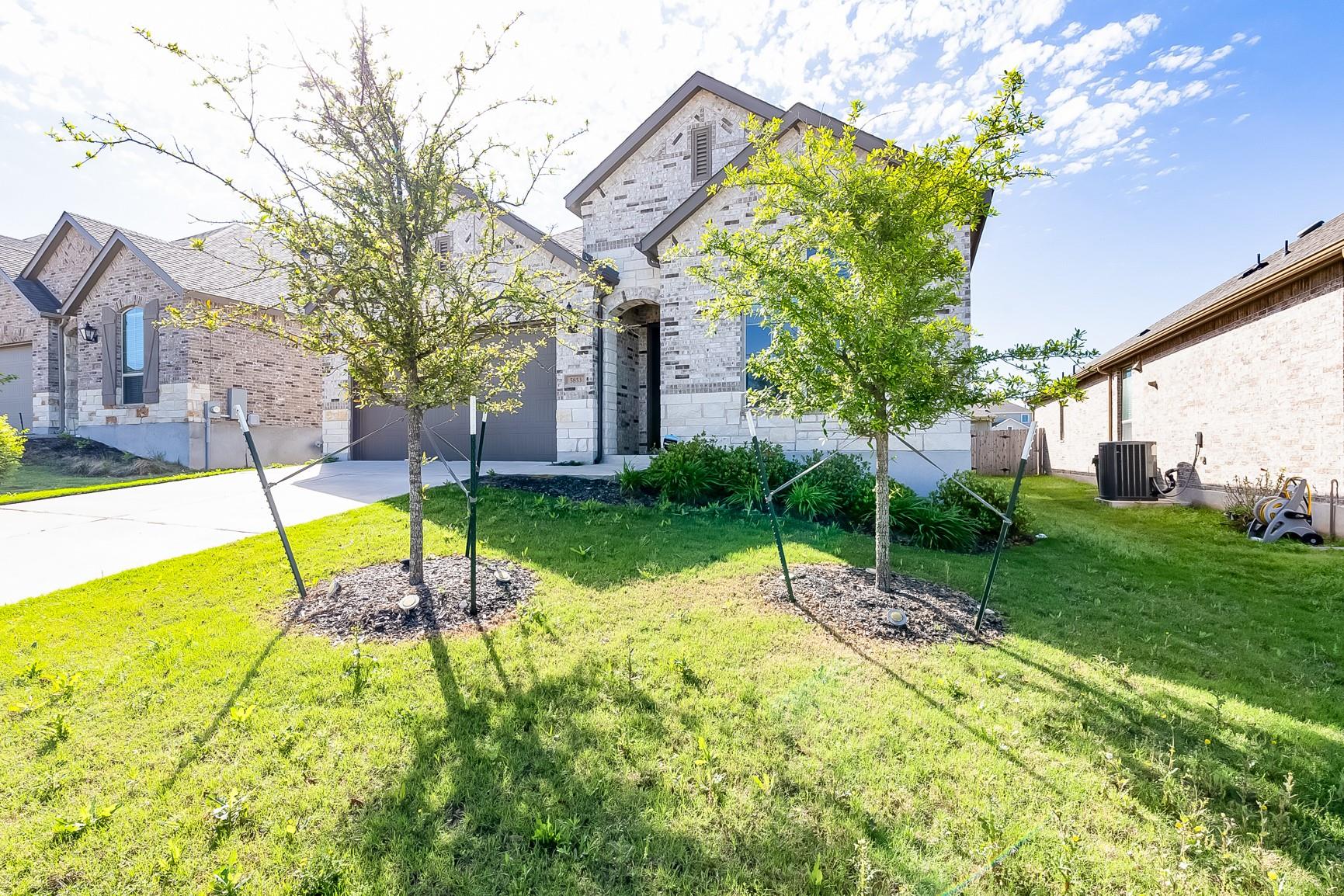 5853 Bianca Dr, Round Rock, TX 78665