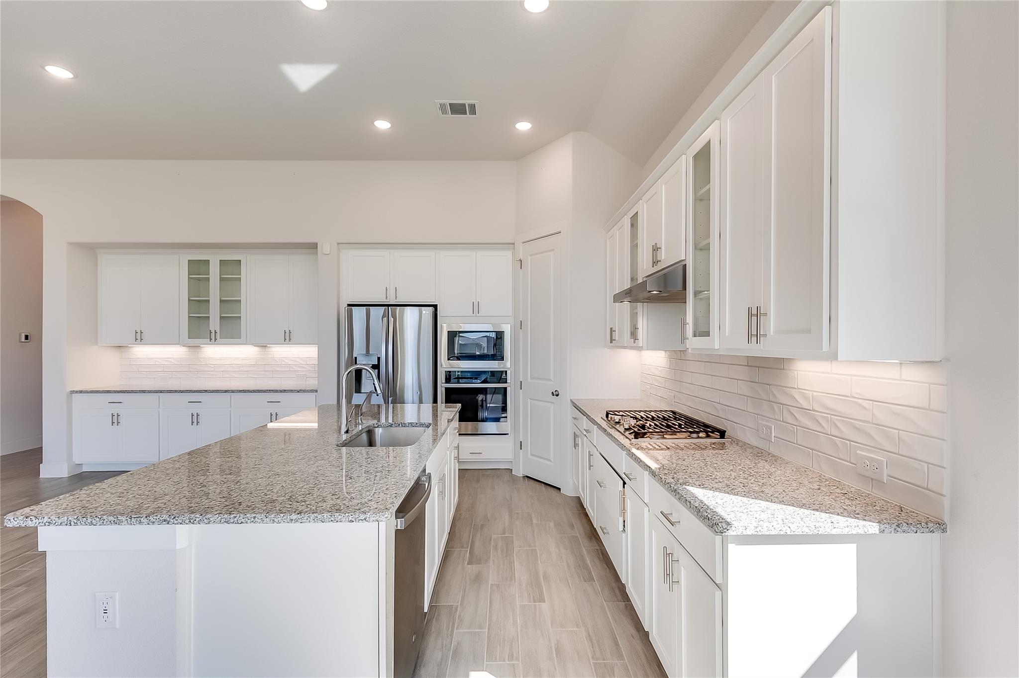 5853 Bianca Dr, Round Rock, TX 78665