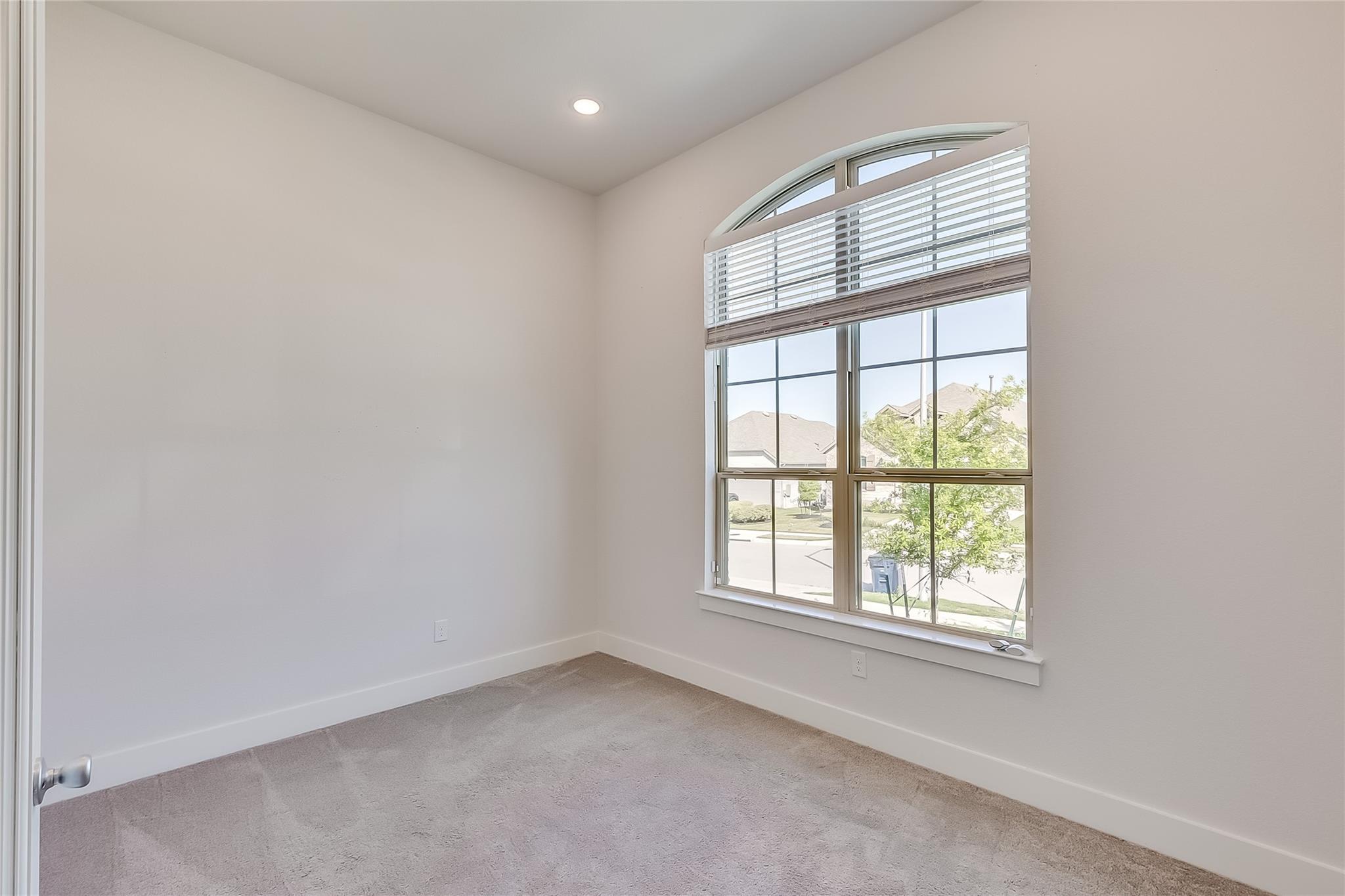 5853 Bianca Dr, Round Rock, TX 78665