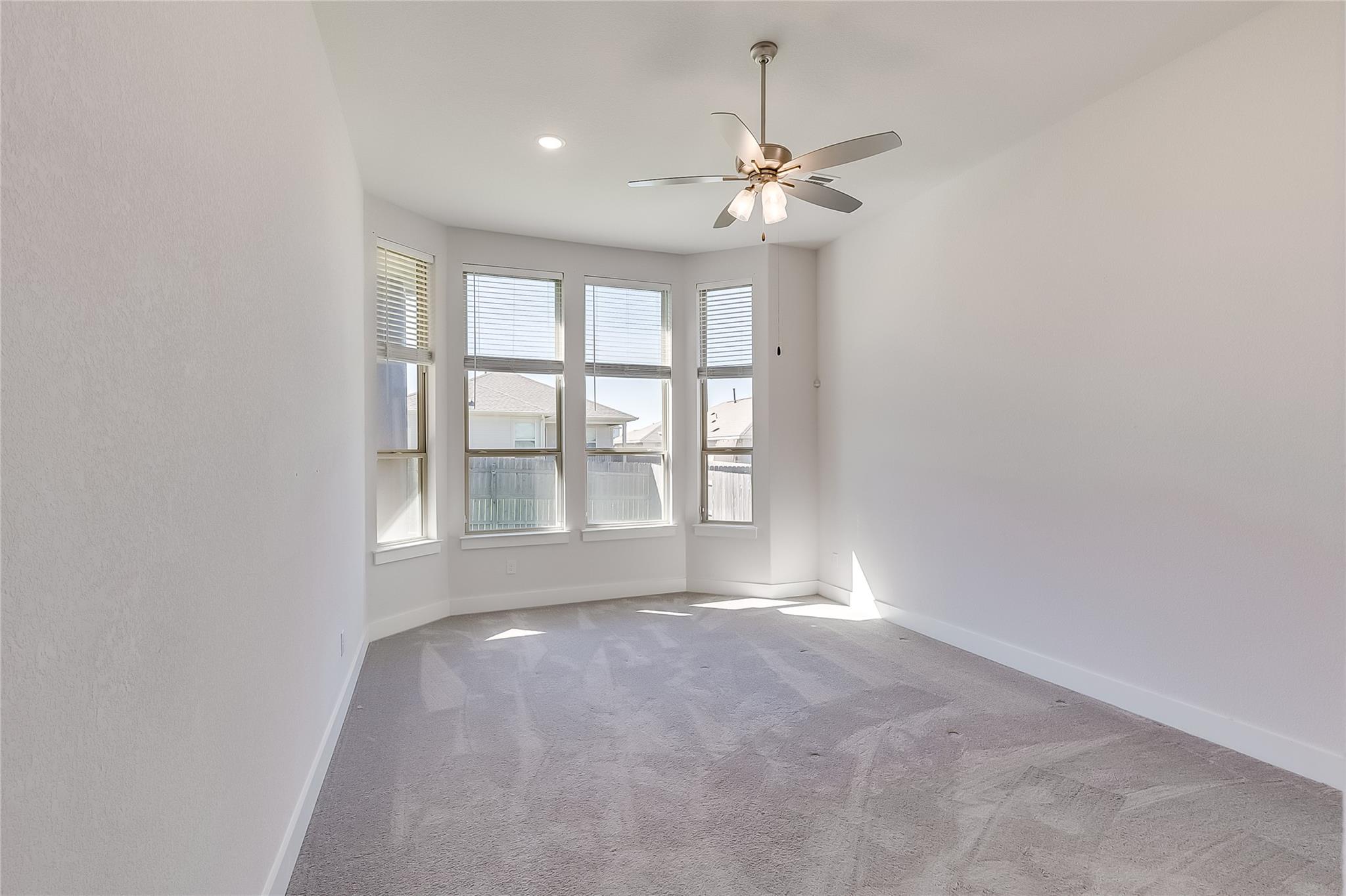 5853 Bianca Dr, Round Rock, TX 78665