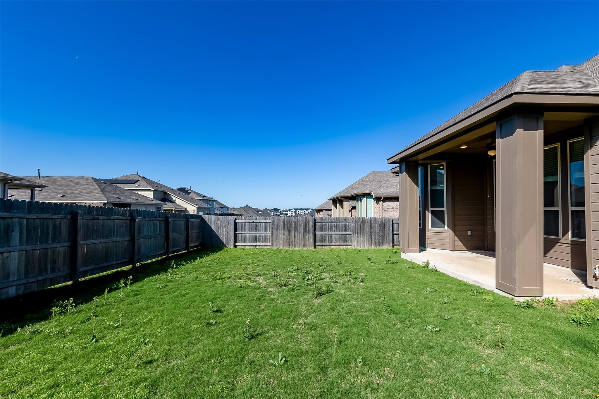 5853 Bianca Dr, Round Rock, TX 78665