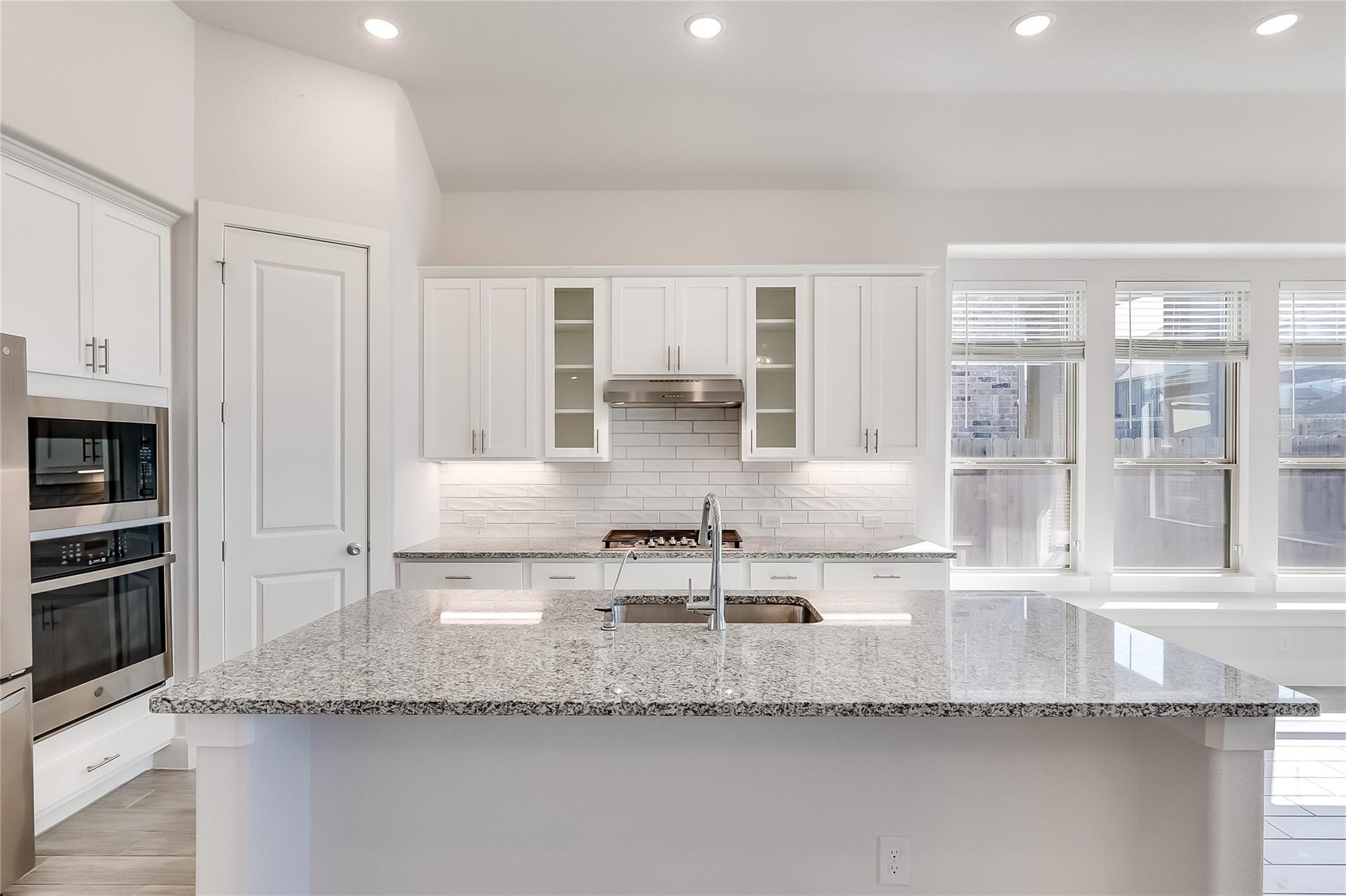 5853 Bianca Dr, Round Rock, TX 78665