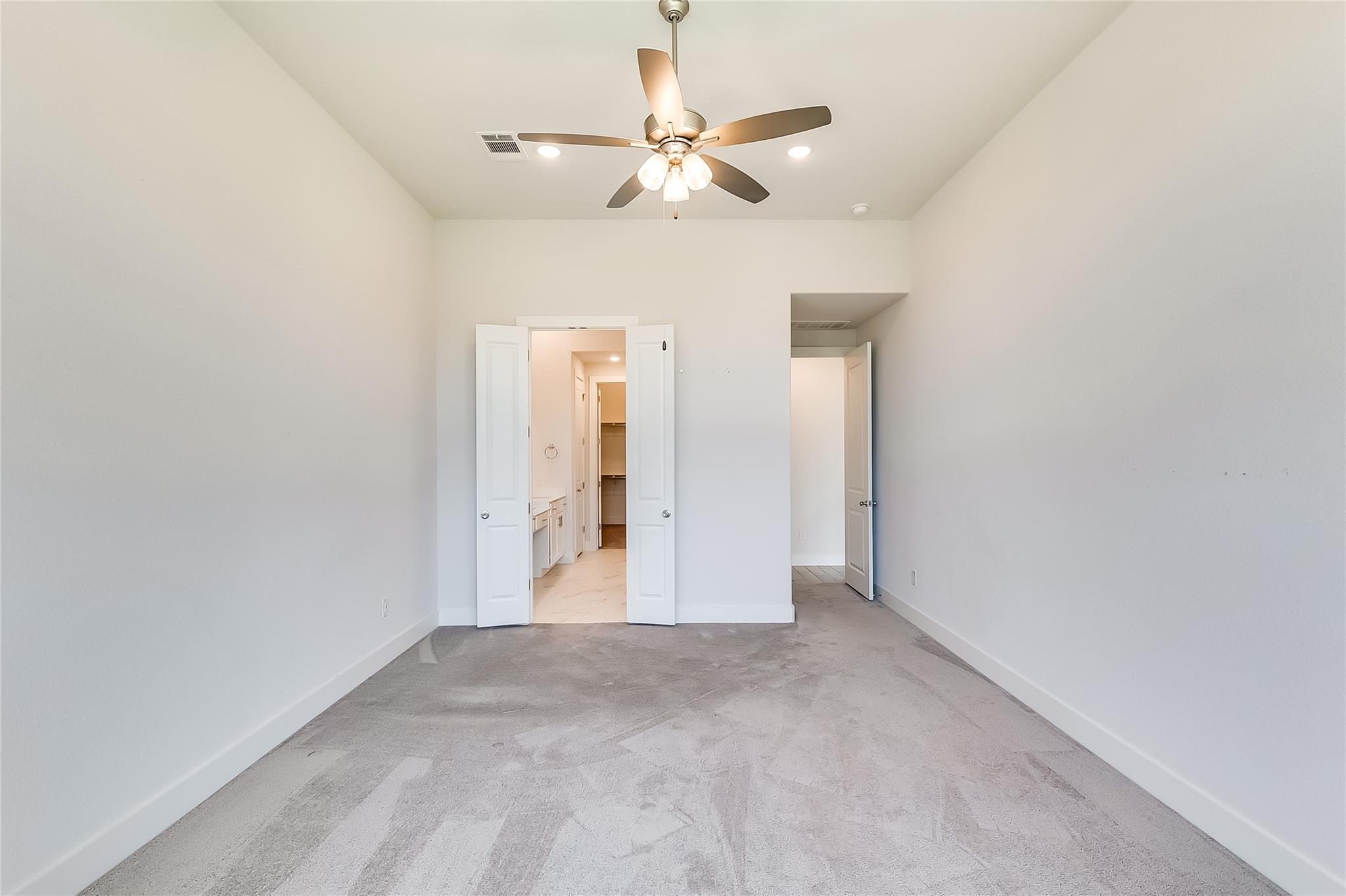 5853 Bianca Dr, Round Rock, TX 78665