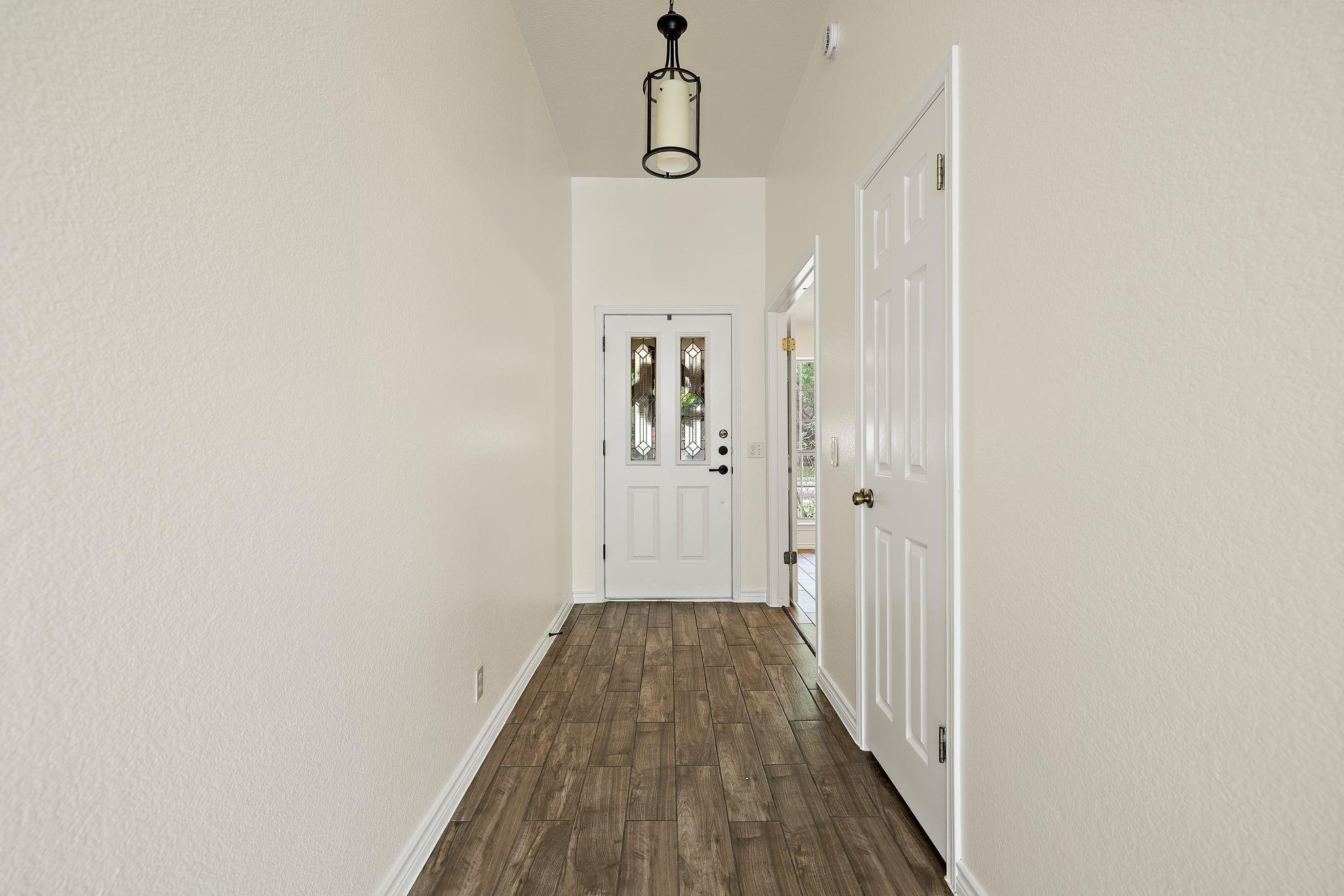 2422 Agarita Trl, Round Rock, TX 78665