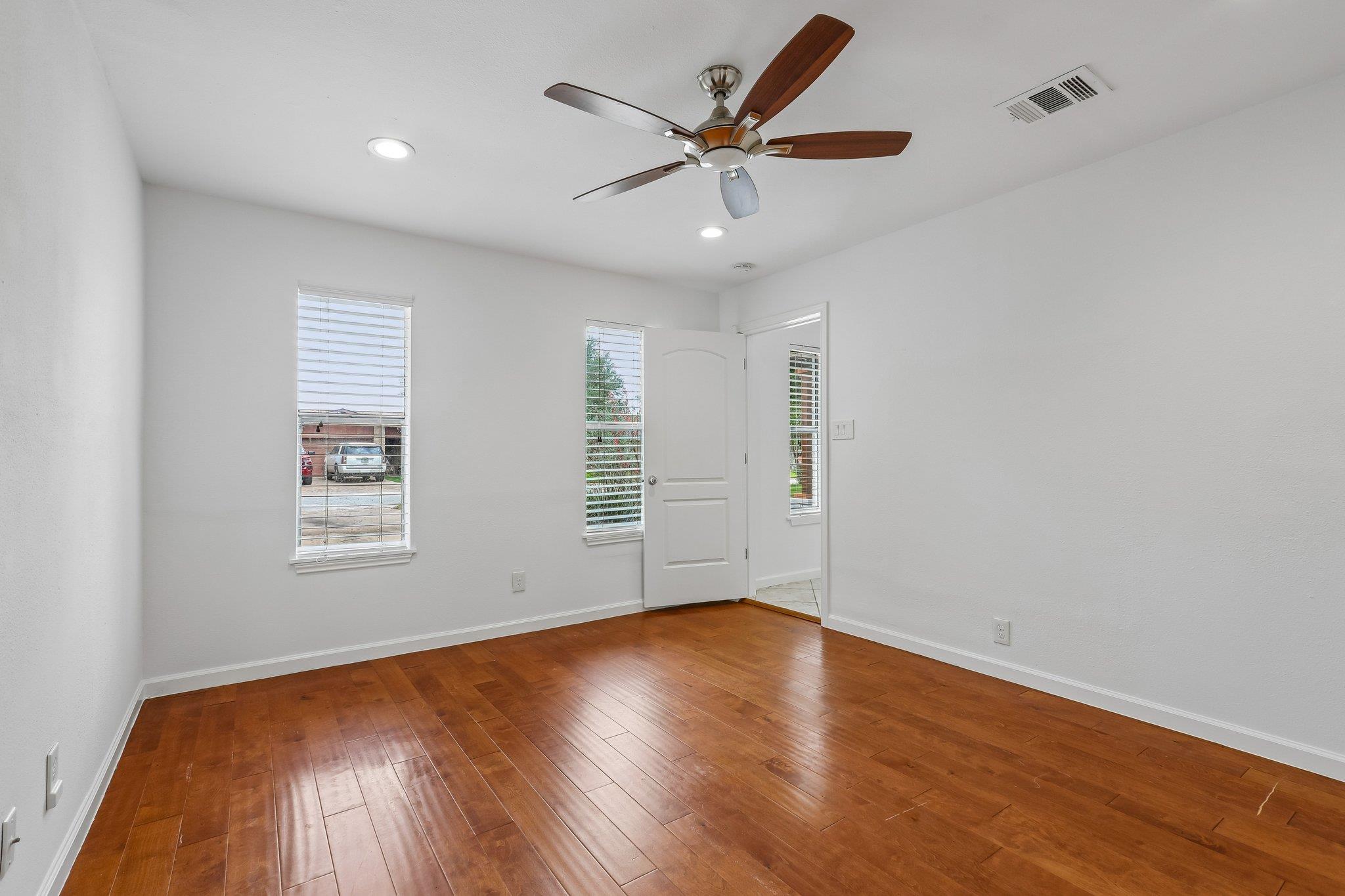 407 Magnolia St, Bastrop, TX 78602