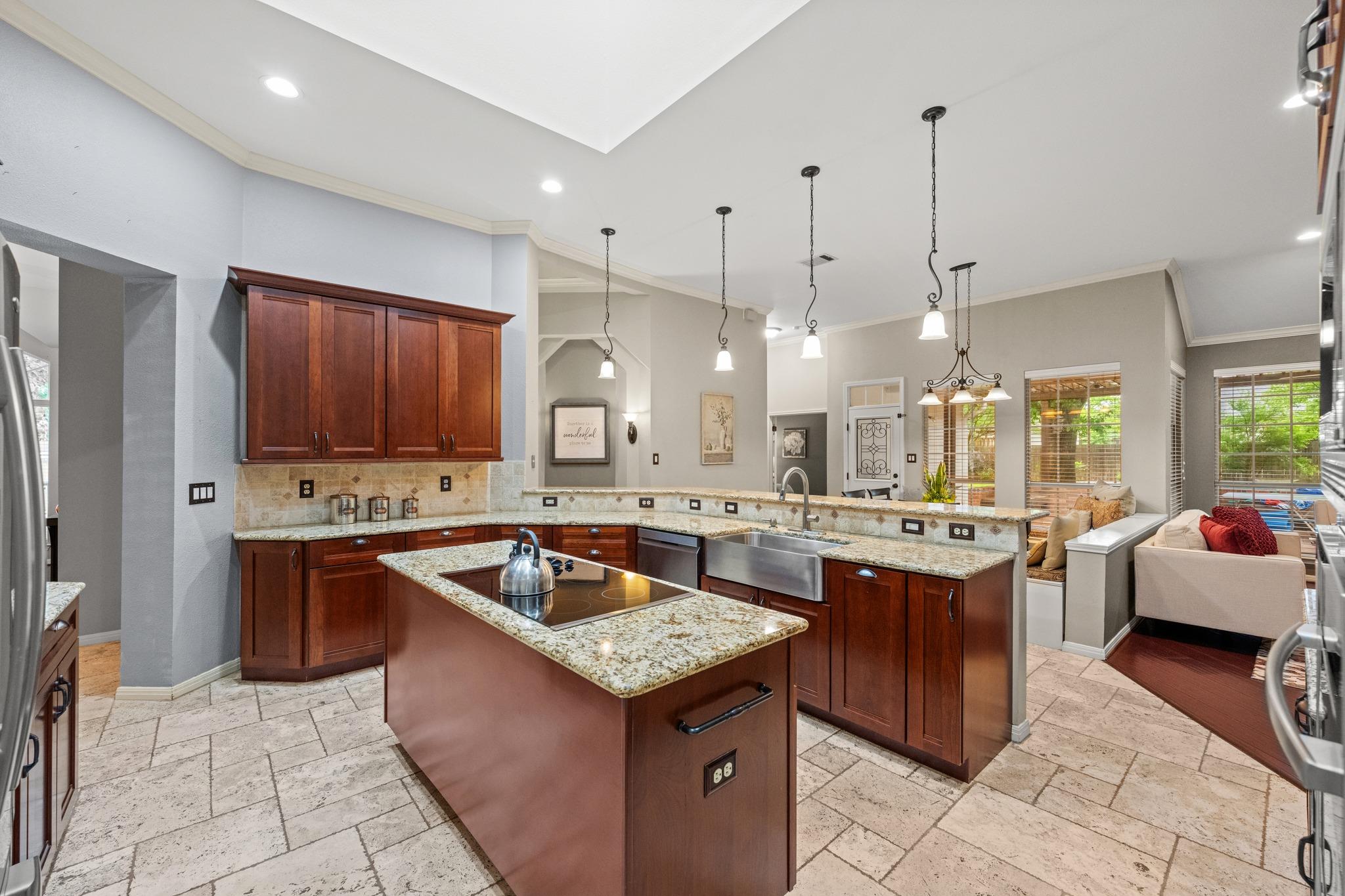 11806 Silkwood Cv, Austin, TX 78739