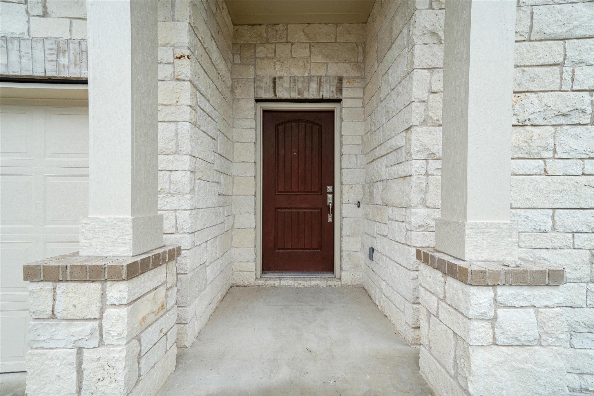 117 Falkland St, Hutto, TX 78634