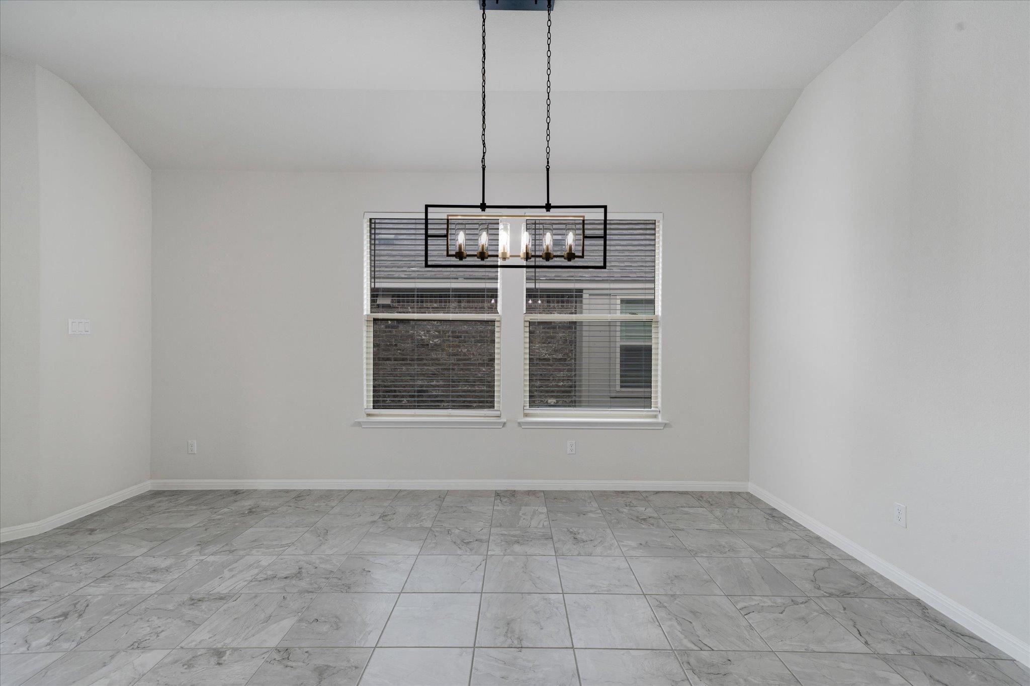 117 Falkland St, Hutto, TX 78634