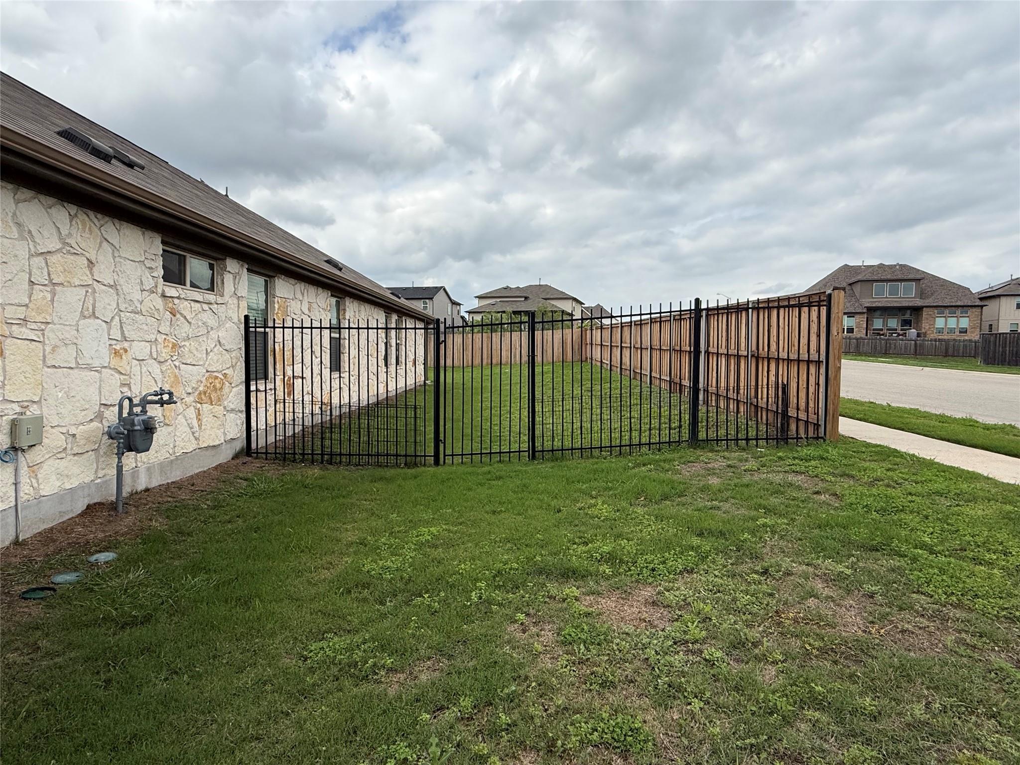 333 Someville St, Leander, TX 78641