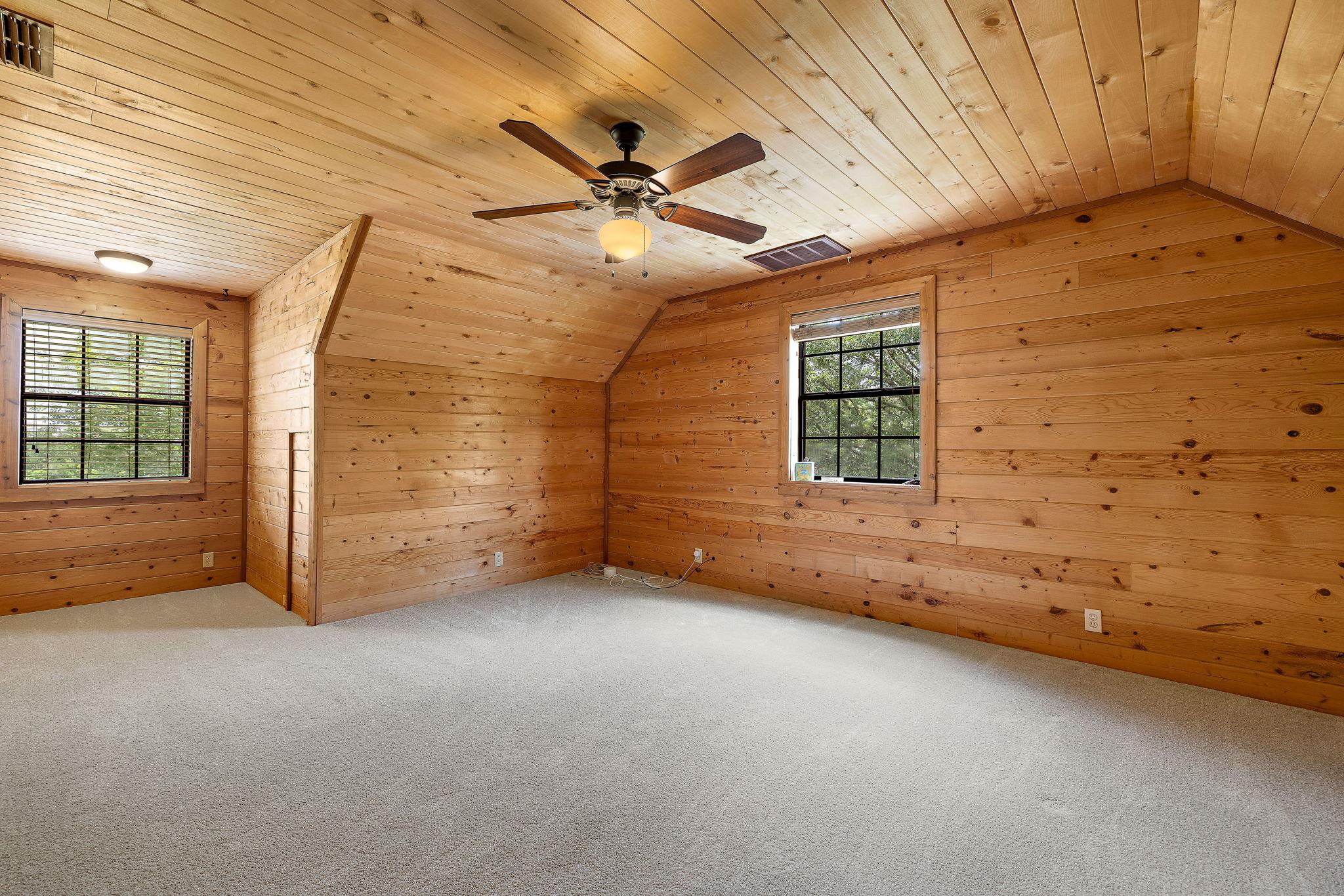 571 Balch Rd, Elgin, TX 78621