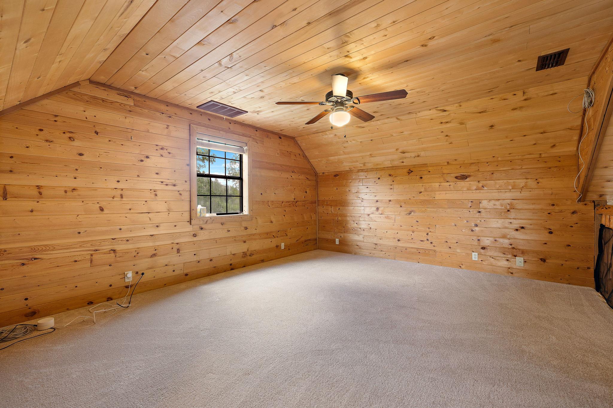 571 Balch Rd, Elgin, TX 78621