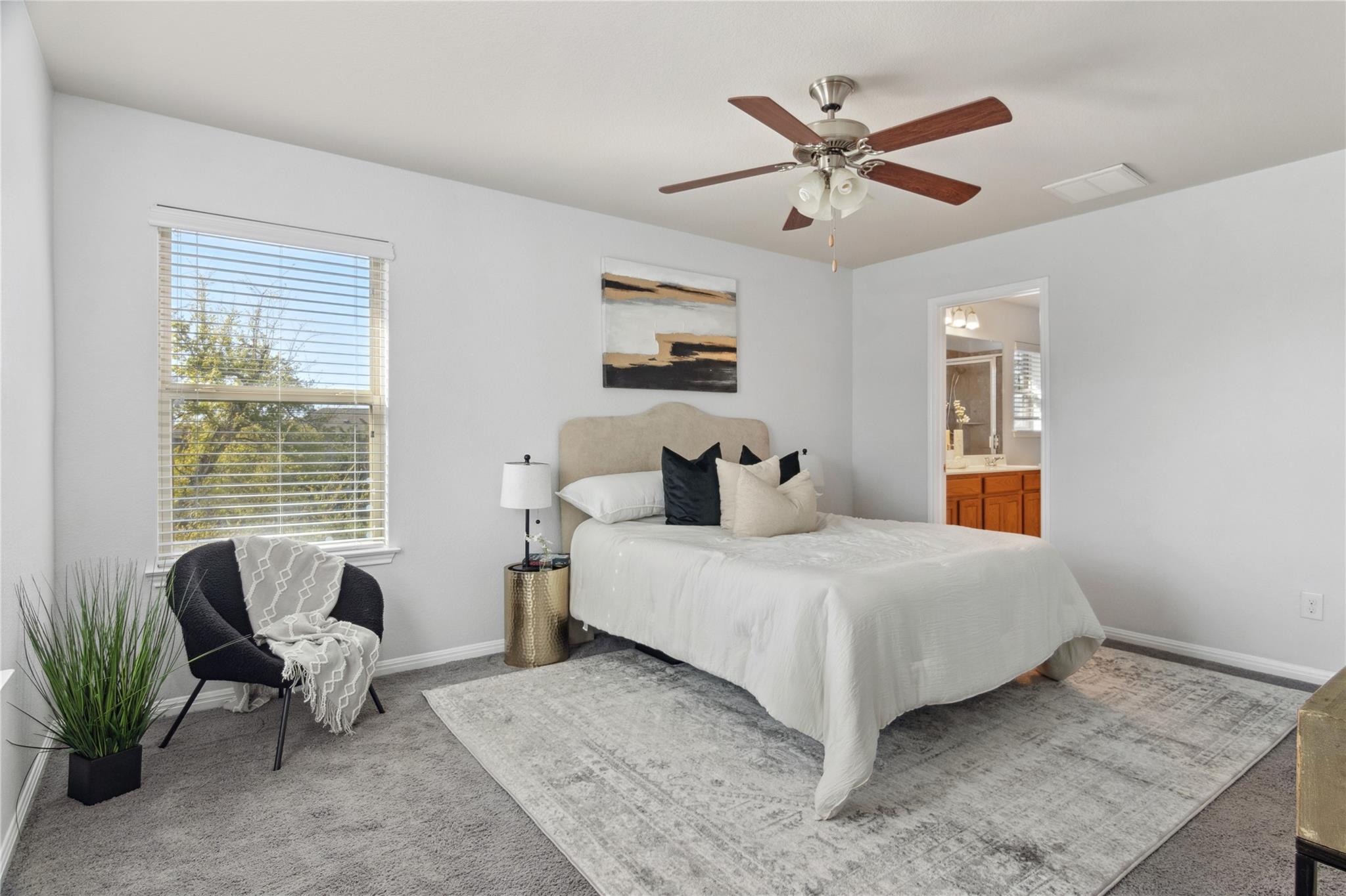 208 Callahan Ln, Leander, TX 78641