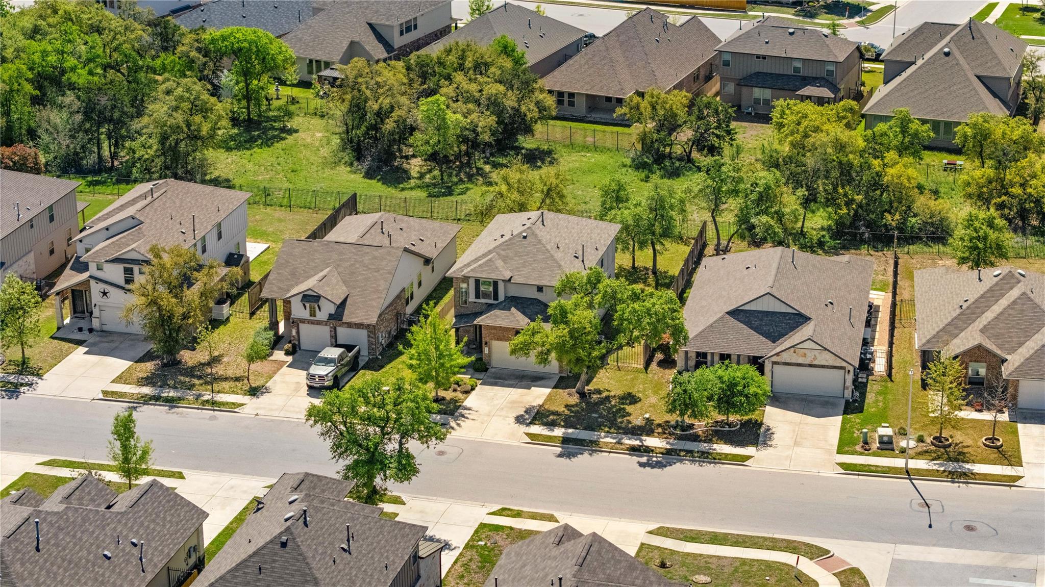 208 Callahan Ln, Leander, TX 78641