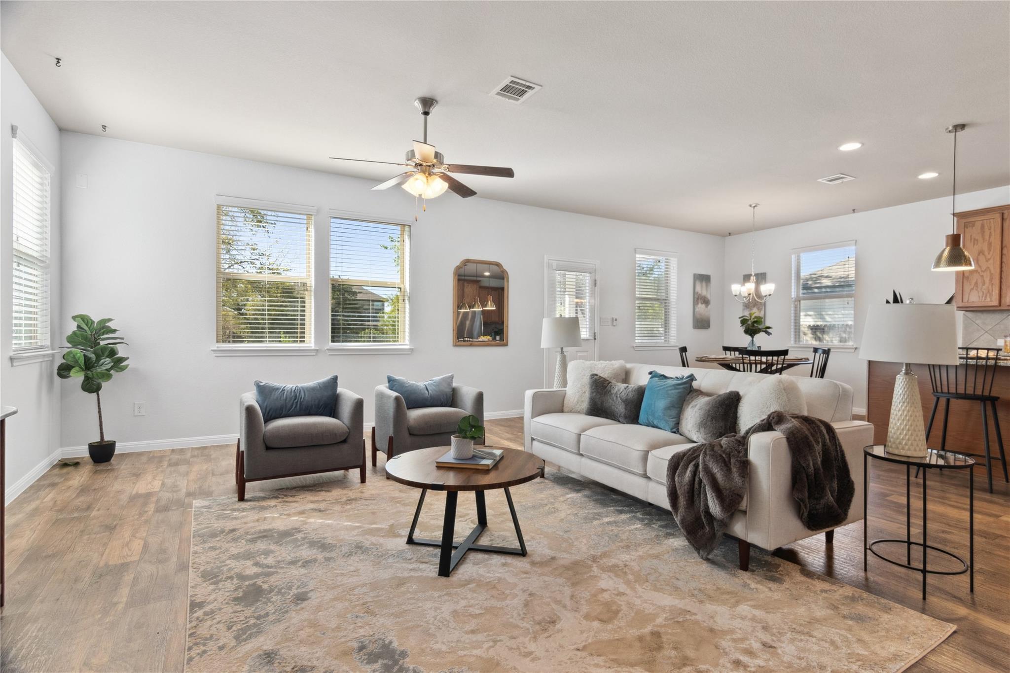 208 Callahan Ln, Leander, TX 78641