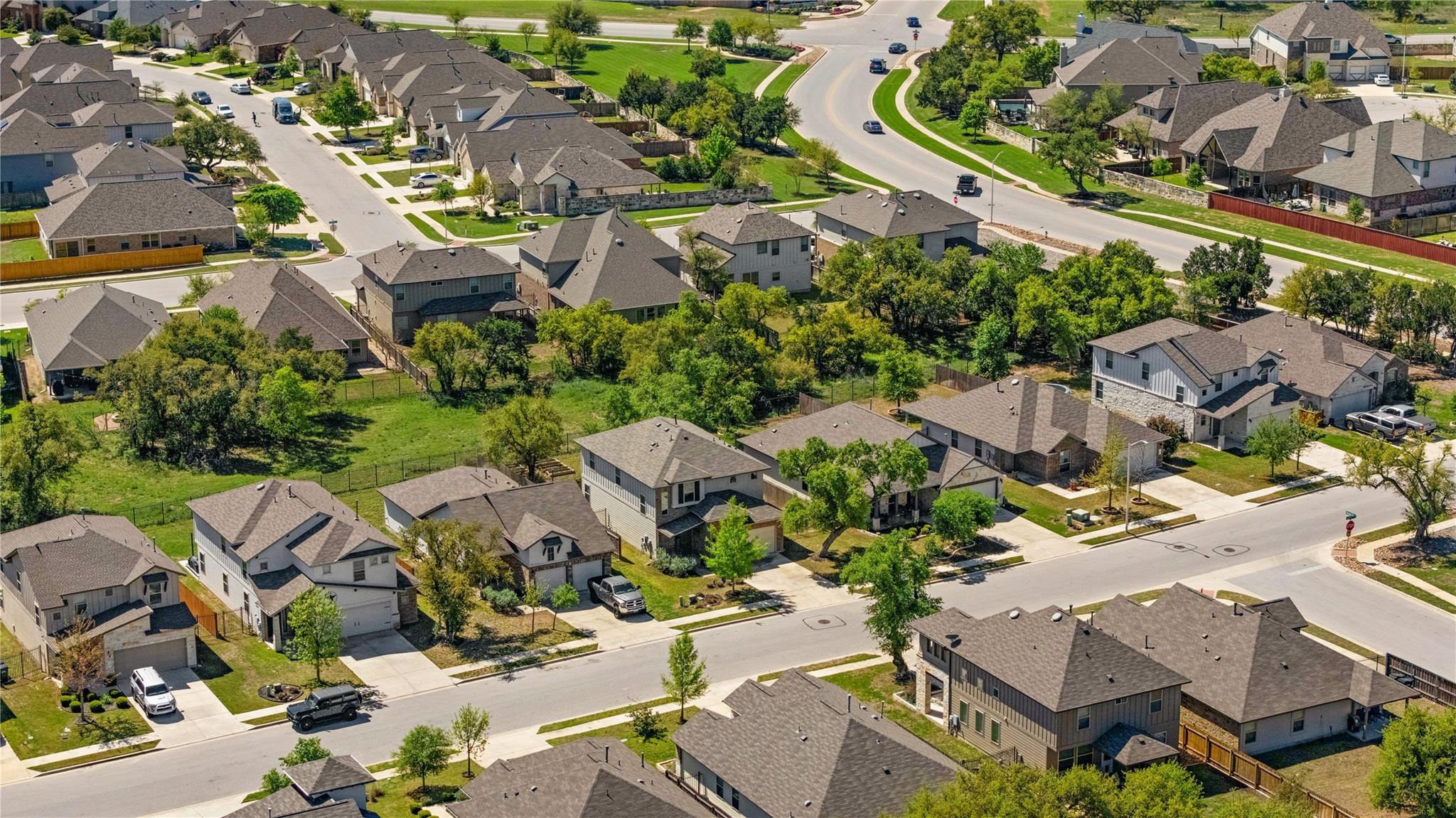 208 Callahan Ln, Leander, TX 78641