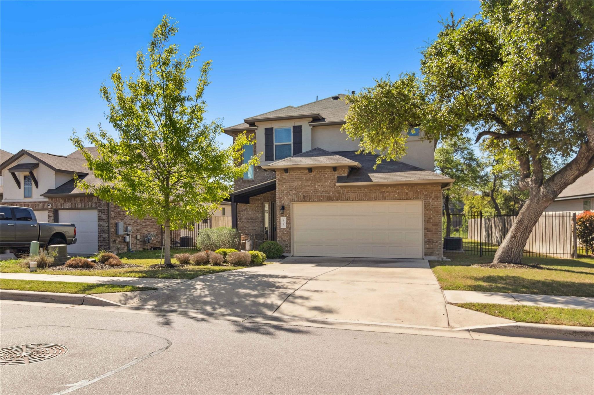 208 Callahan Ln, Leander, TX 78641