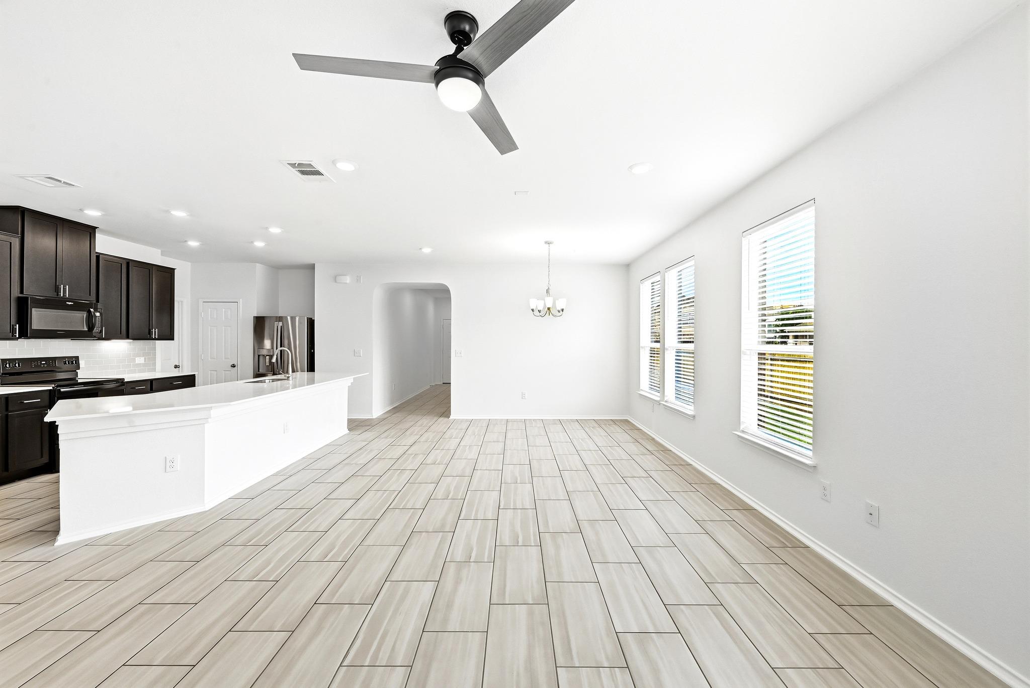 501 Ayinger Ln, Austin, TX 78728