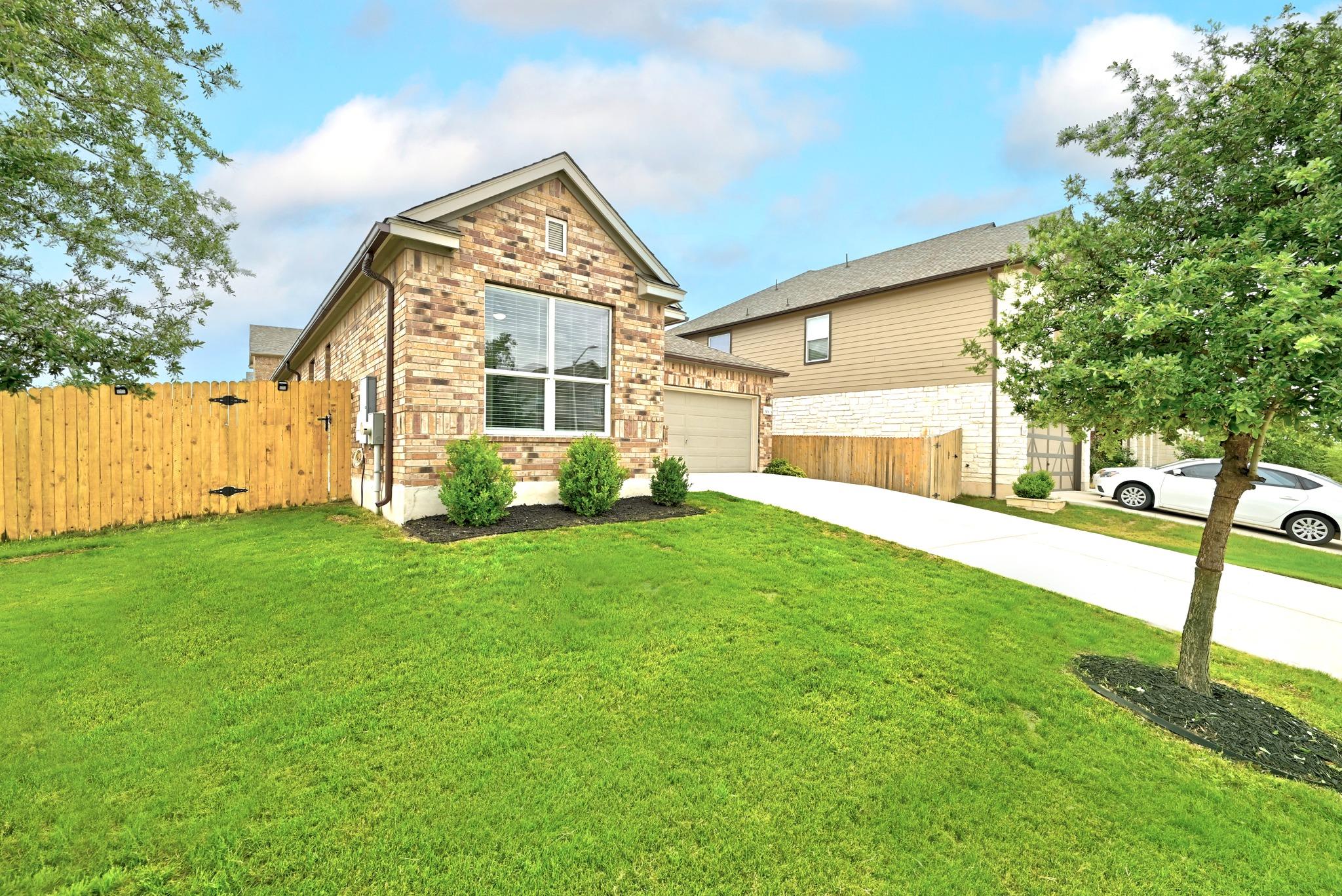 501 Ayinger Ln, Austin, TX 78728