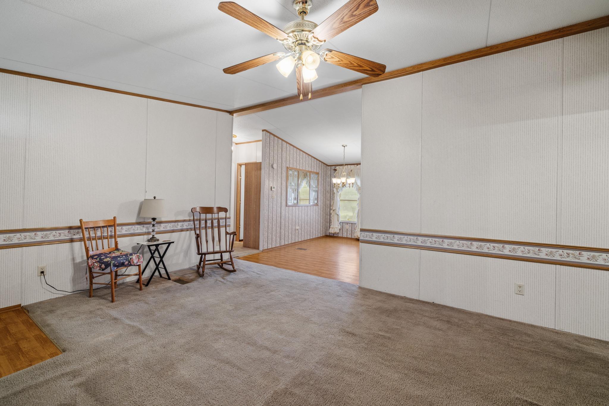 1210 Thousand Oaks Trl, Liberty Hill, TX 78642