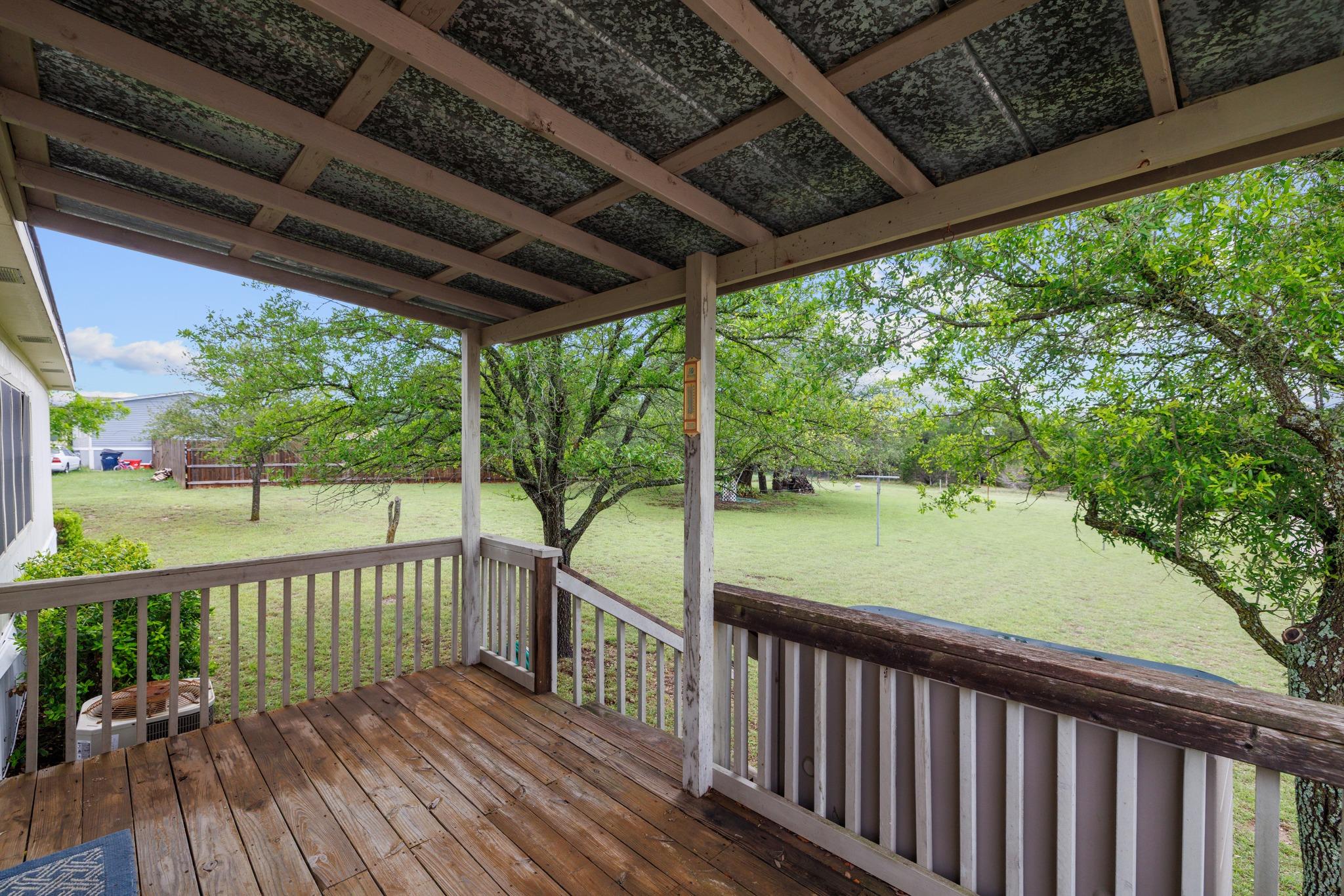 1210 Thousand Oaks Trl, Liberty Hill, TX 78642