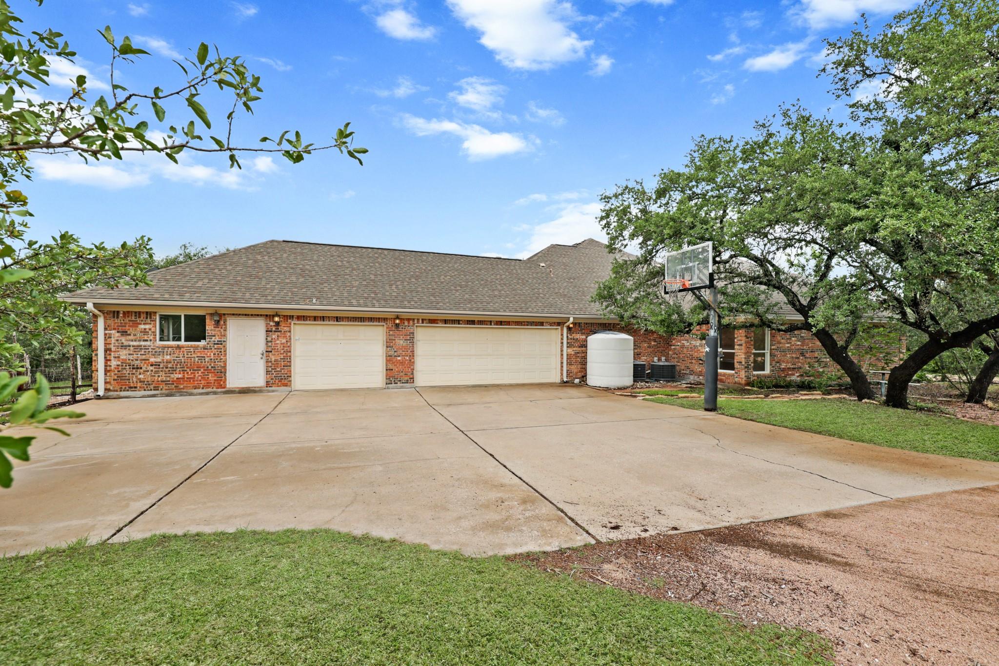 12101 Hanging Valley Dr, Austin, TX 78726