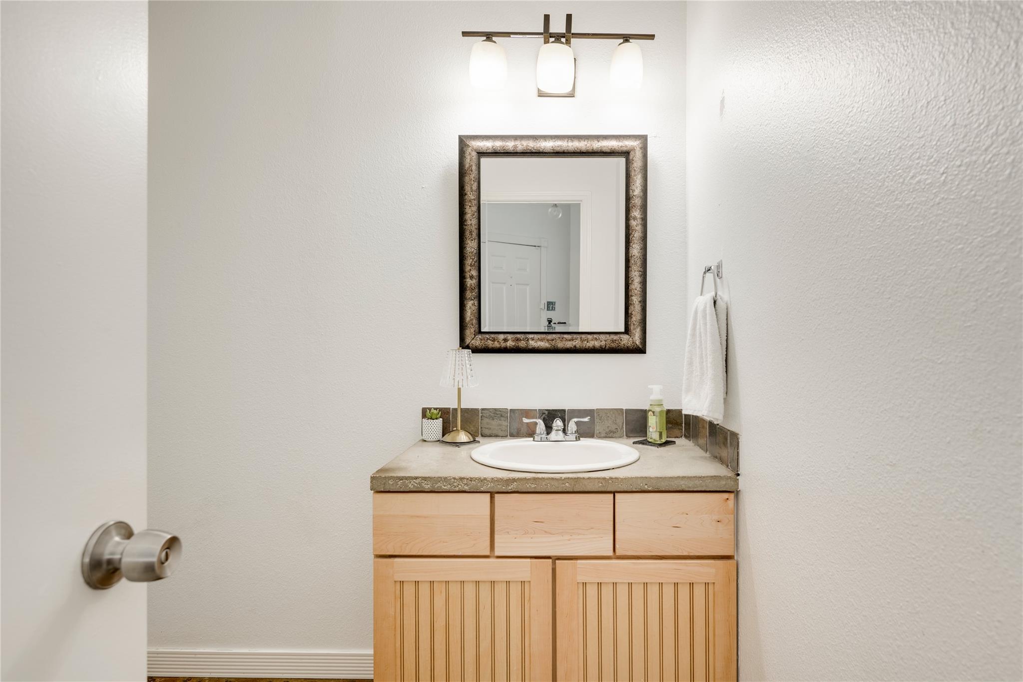 1211 Gingerlily Cv, Austin, TX 78745