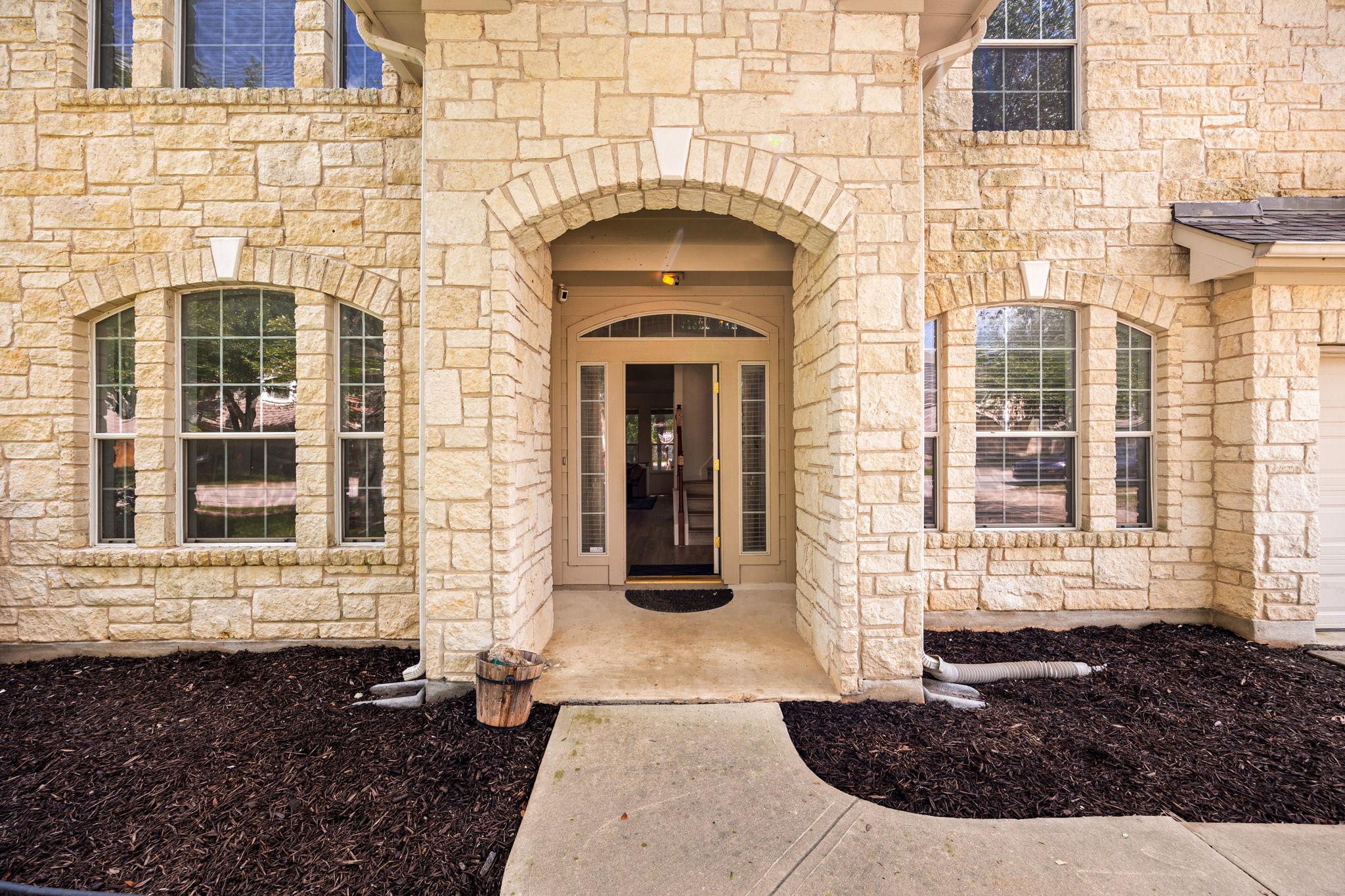 600 Stevenage Dr, Pflugerville, TX 78660