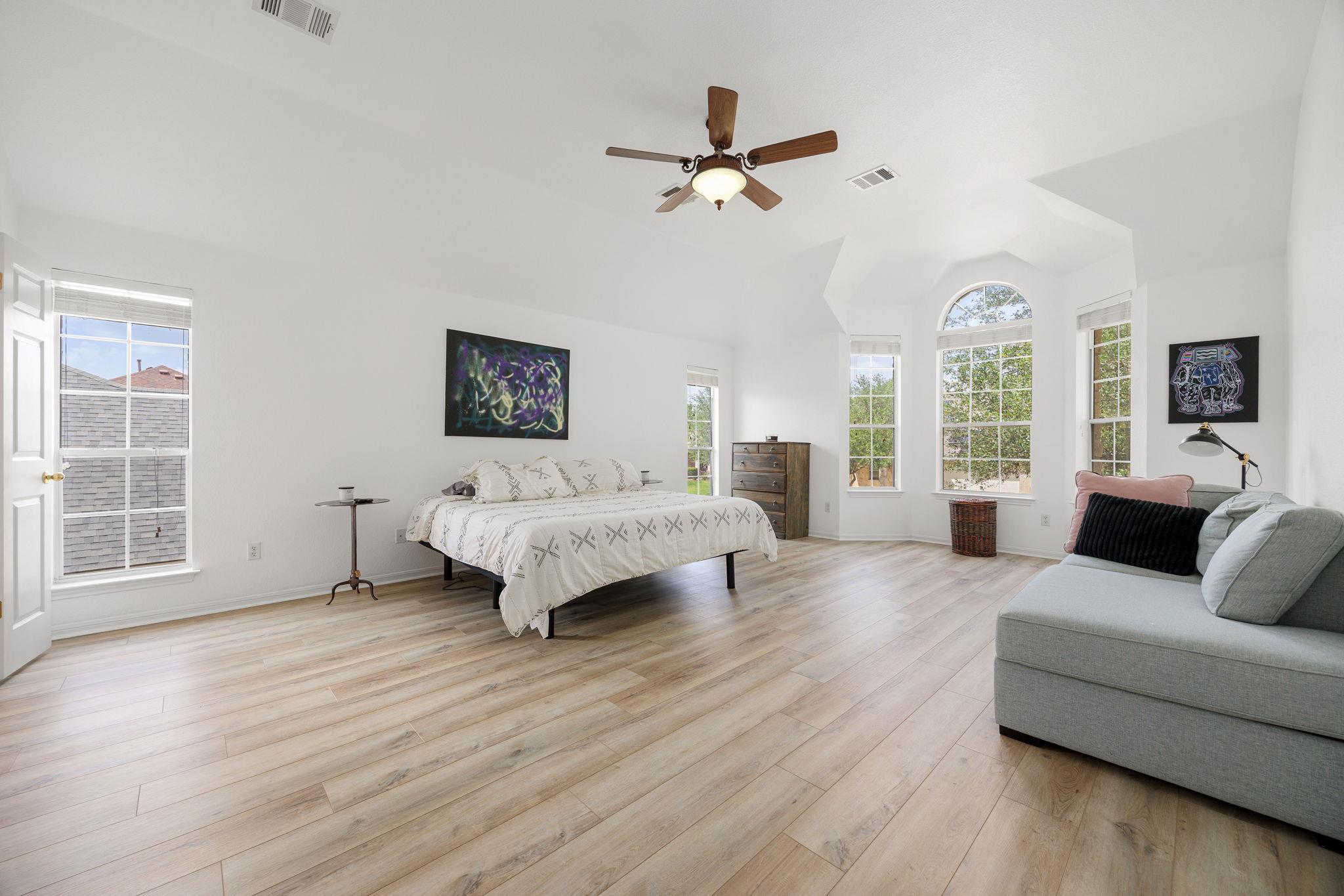 600 Stevenage Dr, Pflugerville, TX 78660