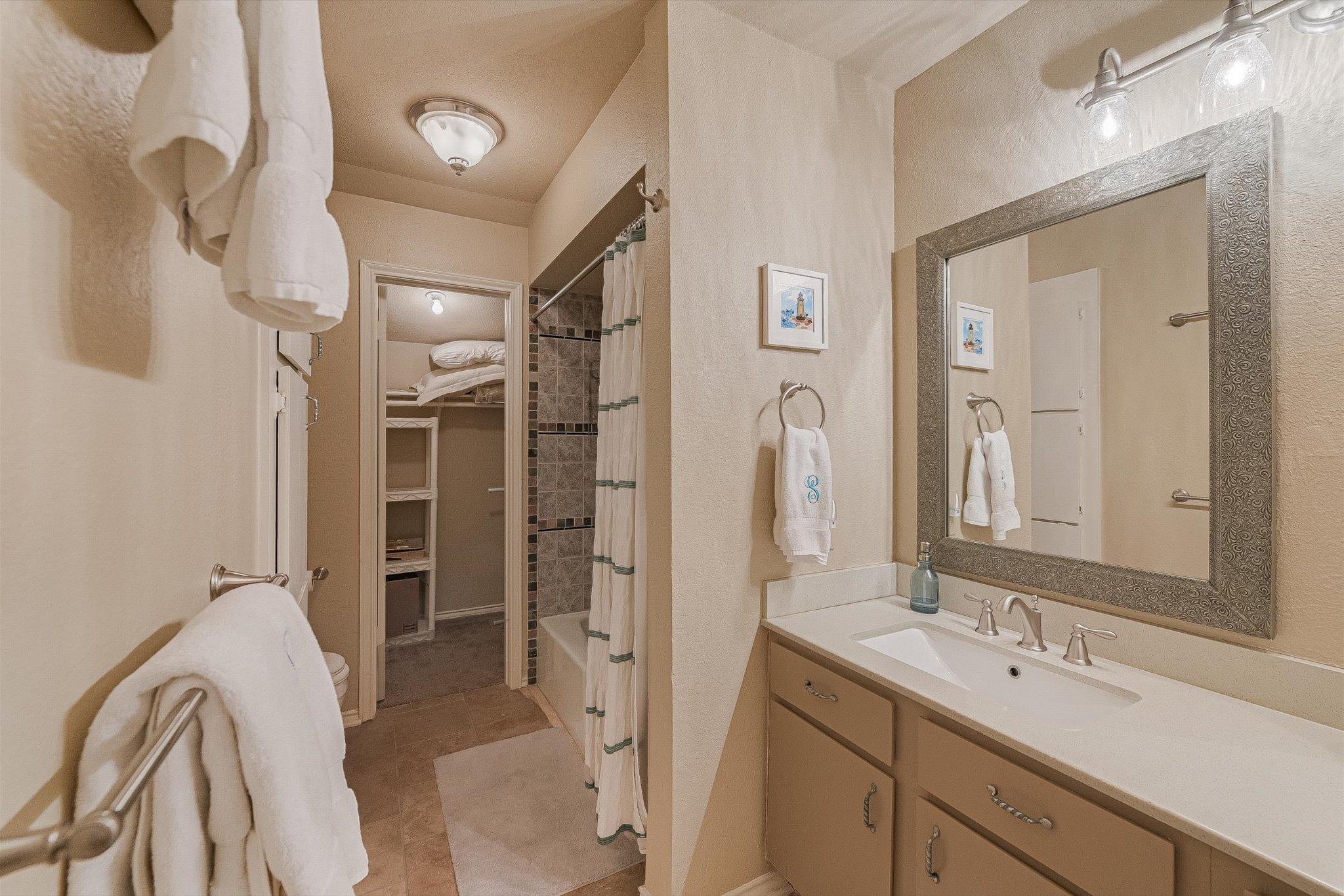 8200 Neely Dr # 242, Austin, TX 78759