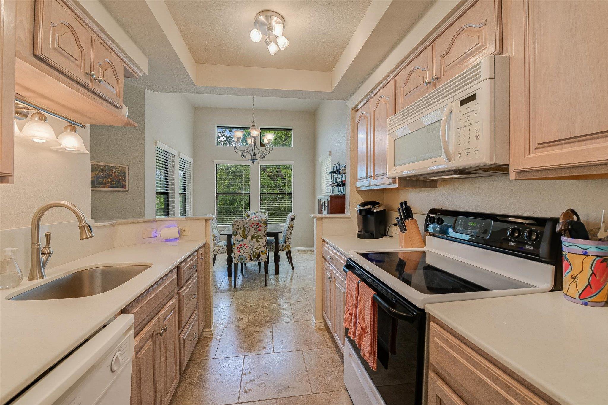 8200 Neely Dr # 242, Austin, TX 78759