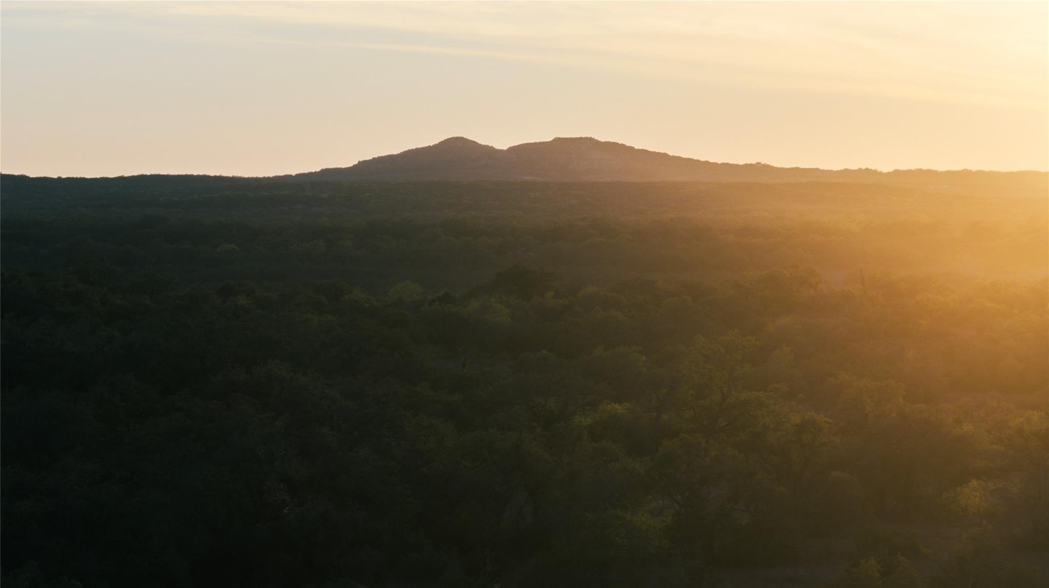 157 Chick Ranch Loop, Blanco, TX 78606