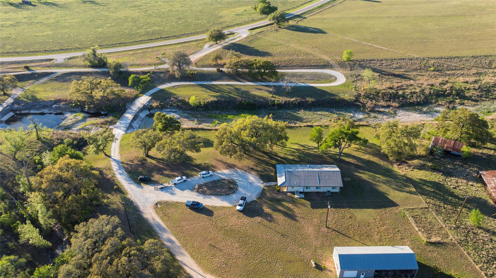 157 Chick Ranch Loop, Blanco, TX 78606