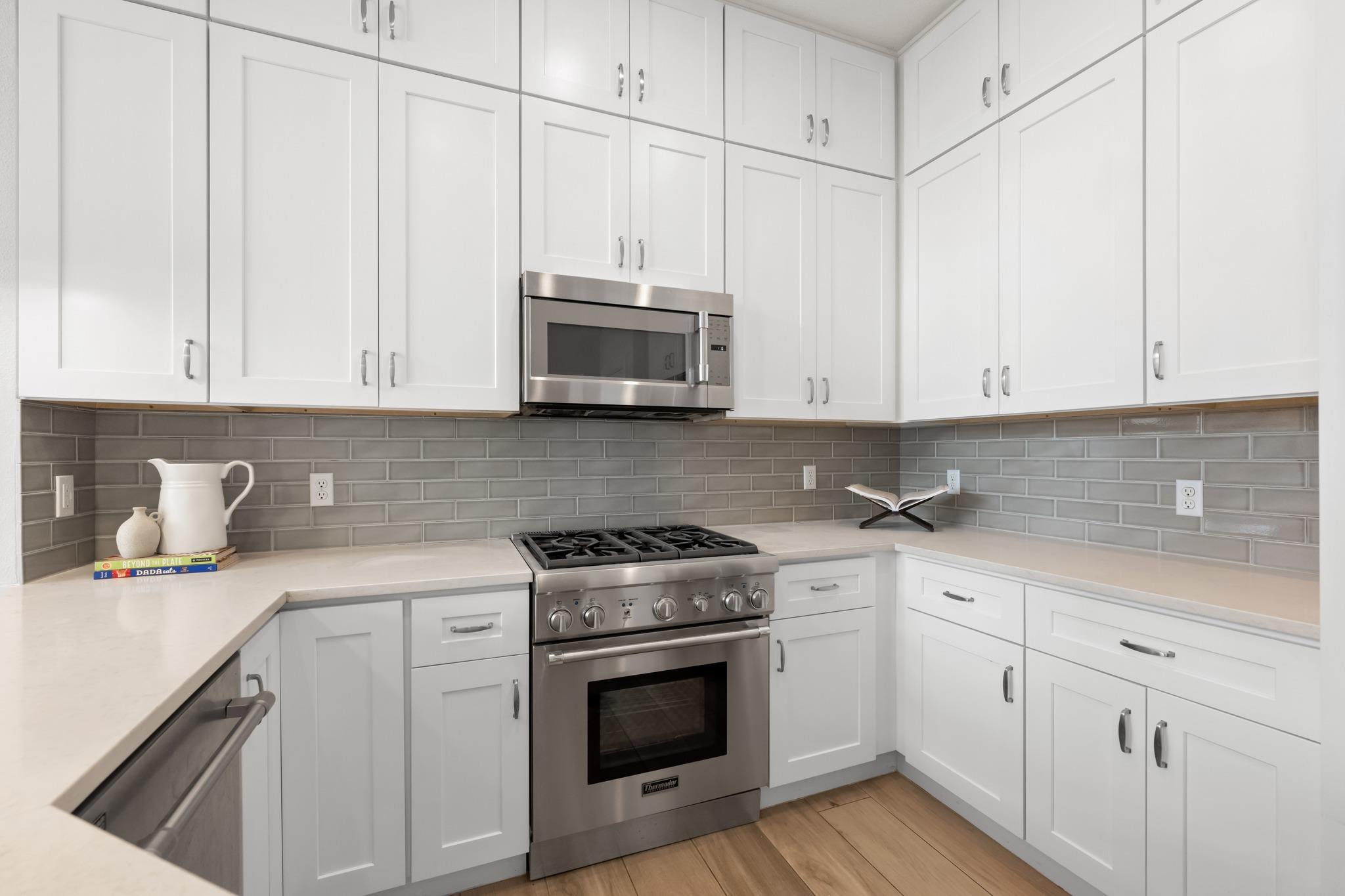 1701 Spyglass Dr # 10, Austin, TX 78746