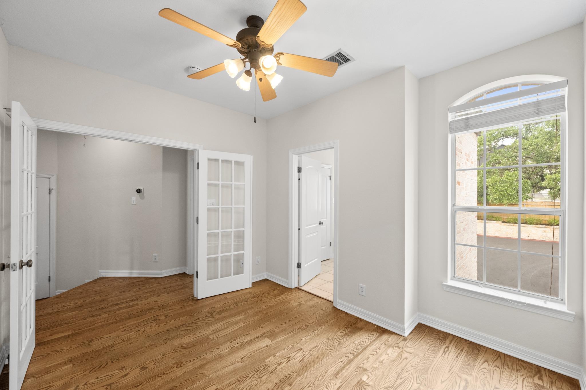 1701 Spyglass Dr # 10, Austin, TX 78746