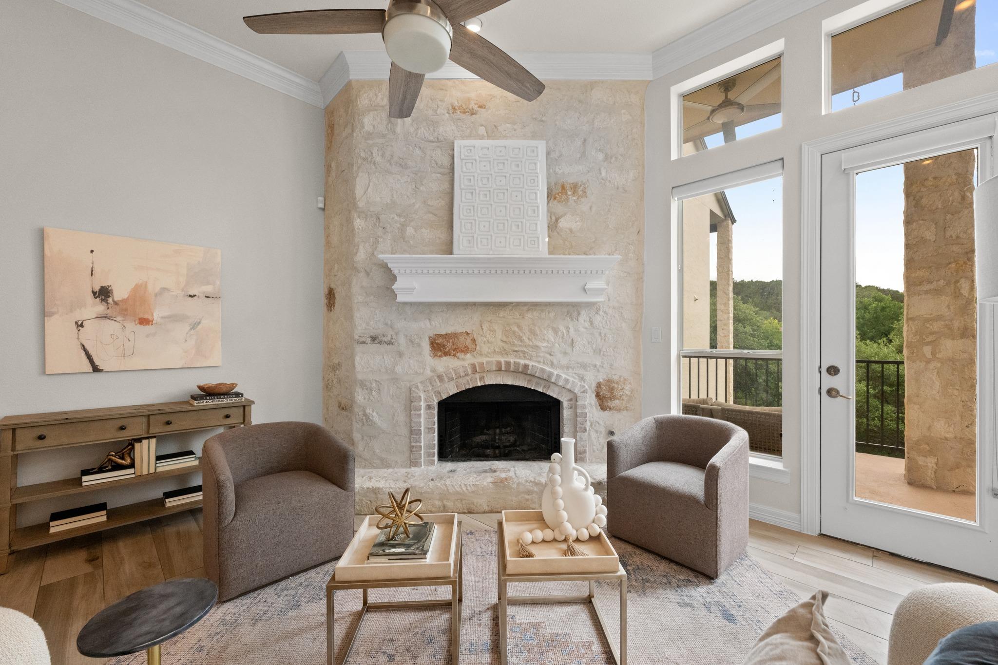 1701 Spyglass Dr # 10, Austin, TX 78746