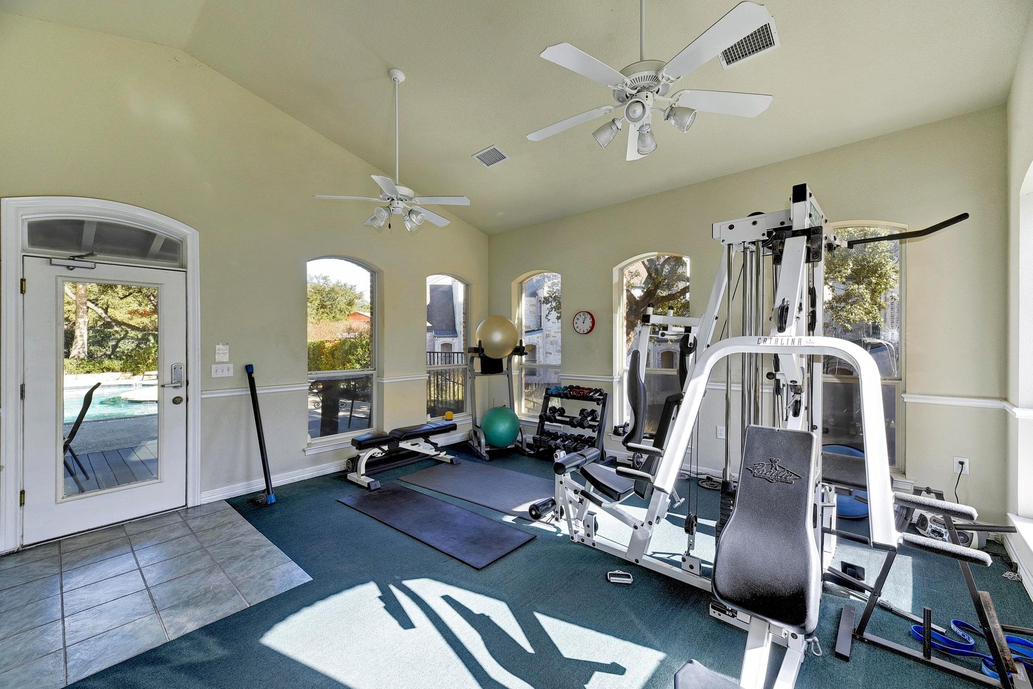 1701 Spyglass Dr # 10, Austin, TX 78746