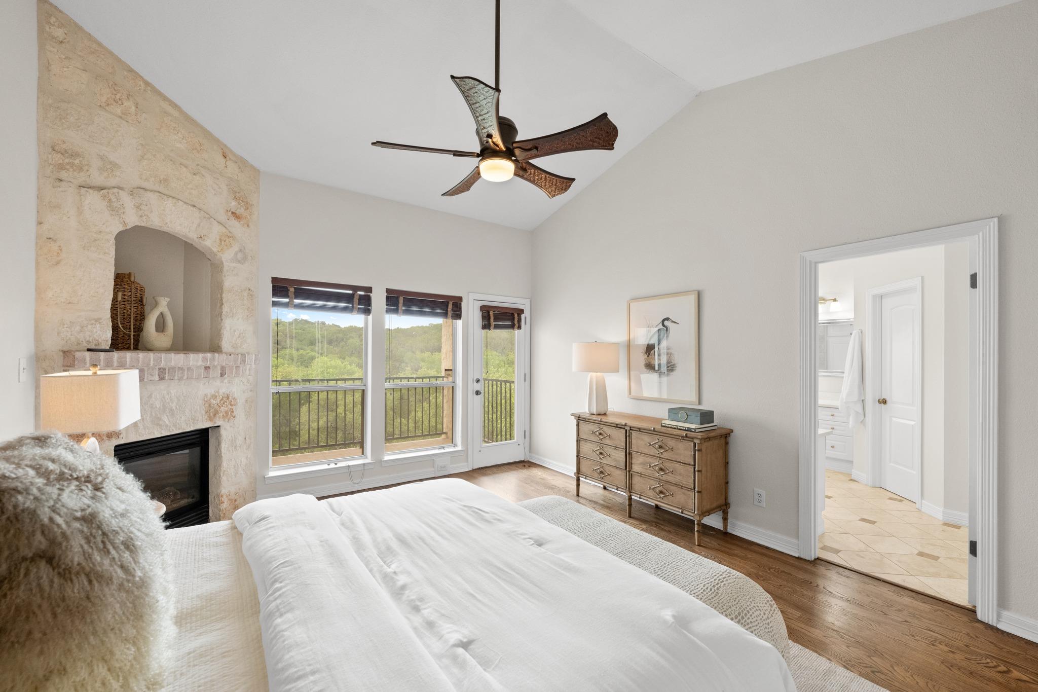 1701 Spyglass Dr # 10, Austin, TX 78746