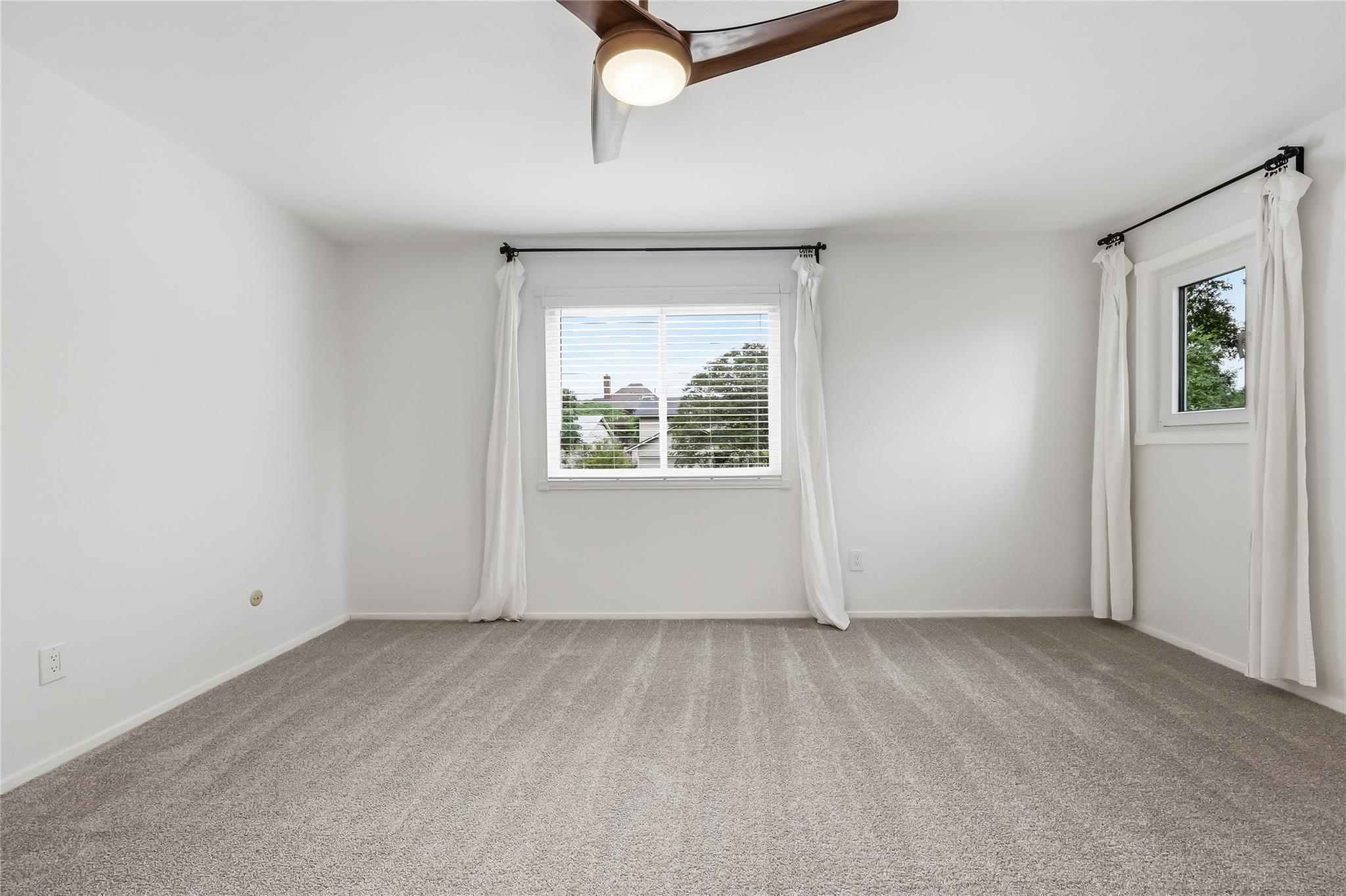 8502 Hanbridge Ln, Austin, TX 78736