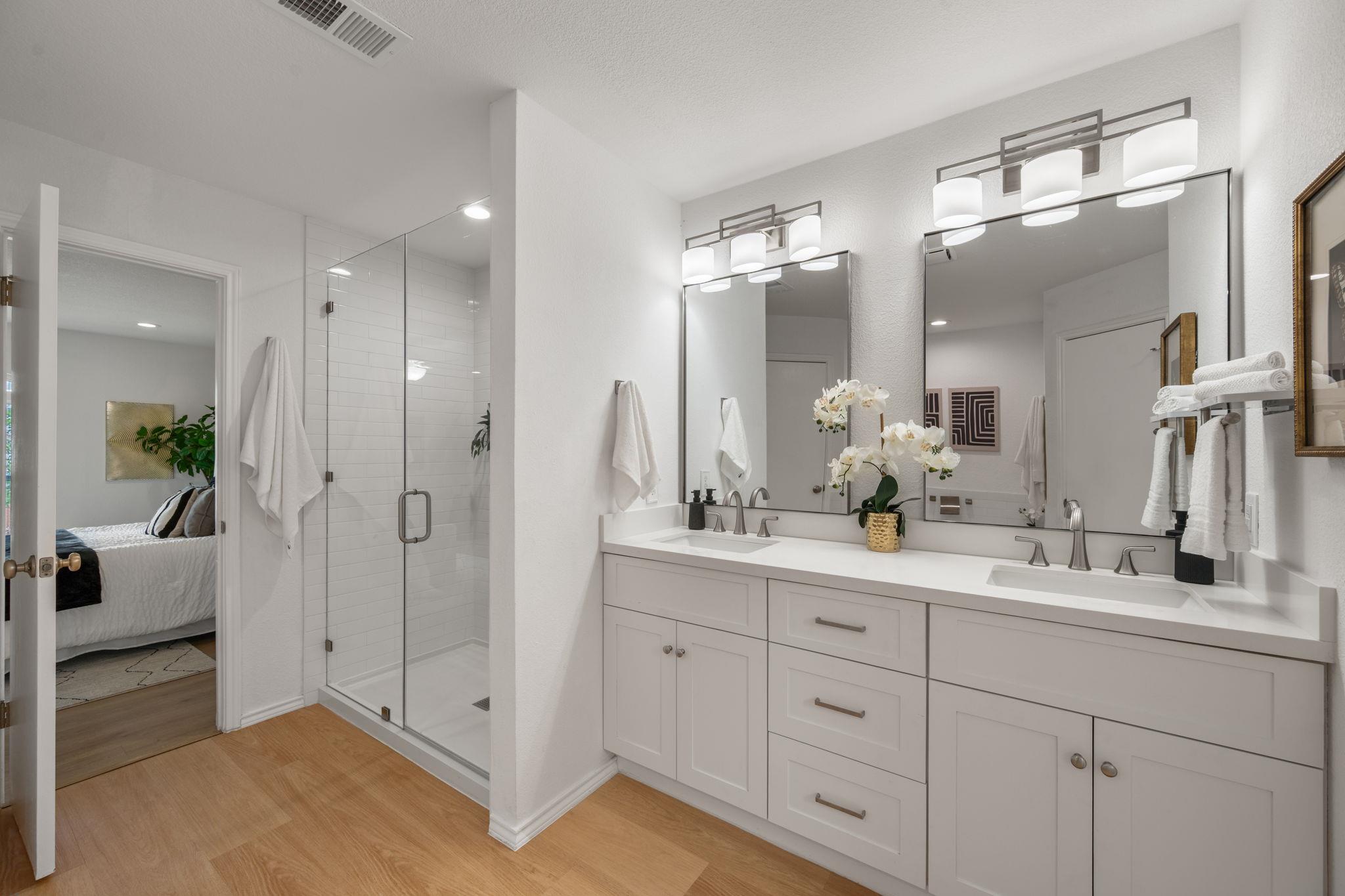 1004 HUGHMONT Dr, Pflugerville, TX 78660