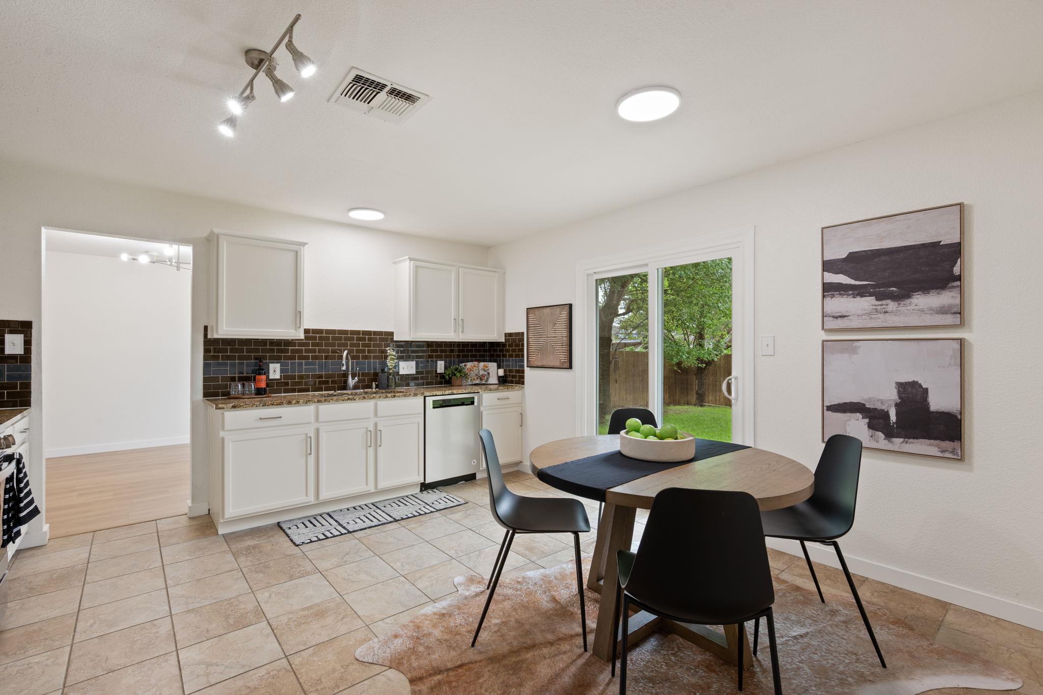 1004 HUGHMONT Dr, Pflugerville, TX 78660