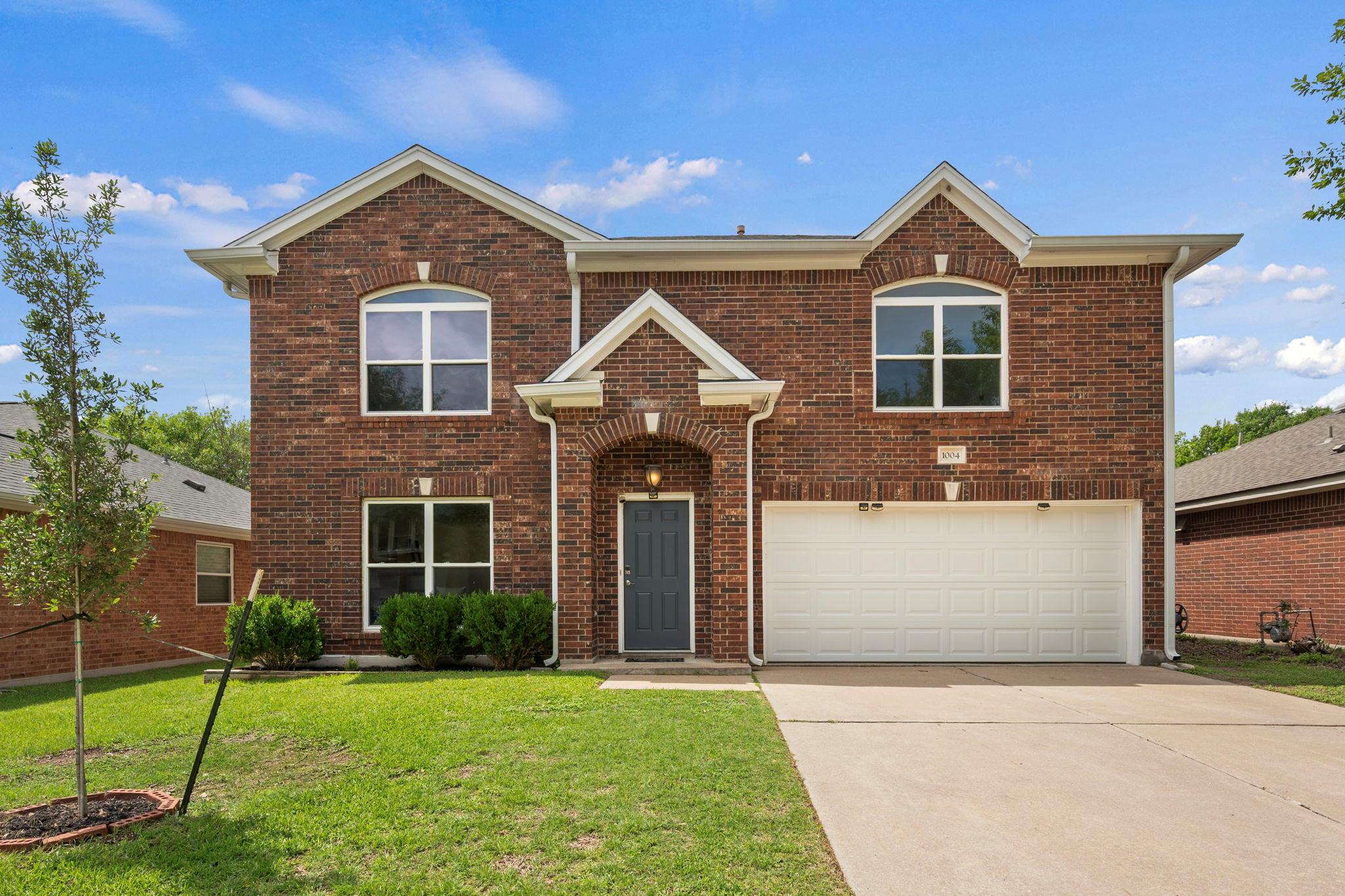 1004 HUGHMONT Dr, Pflugerville, TX 78660