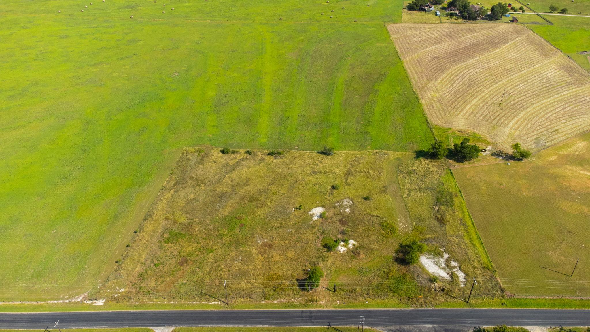 1499 County Road 311 Dr, Jarrell, TX 76537