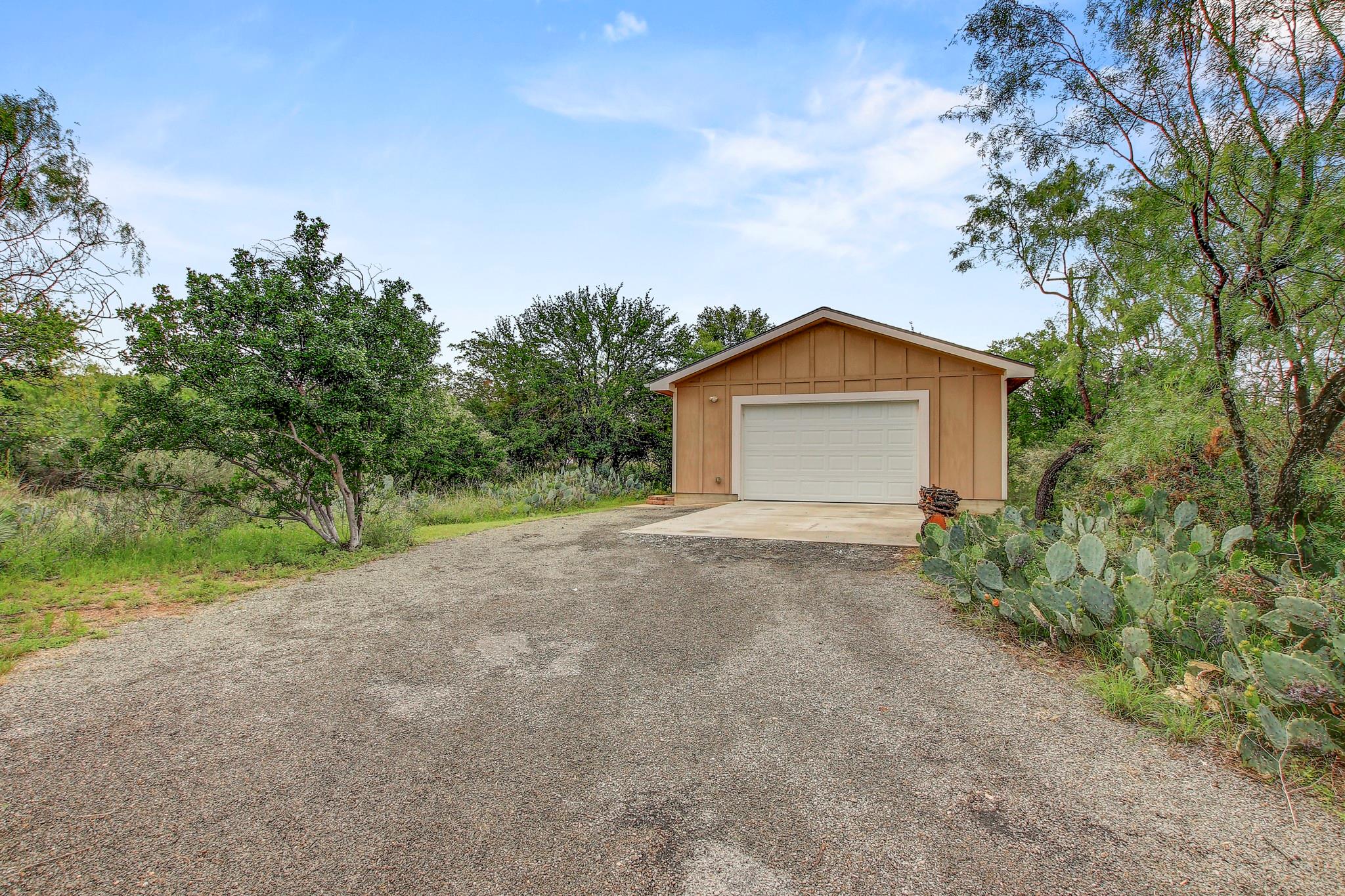 153 Hill Dr, Marble Falls, TX 78654