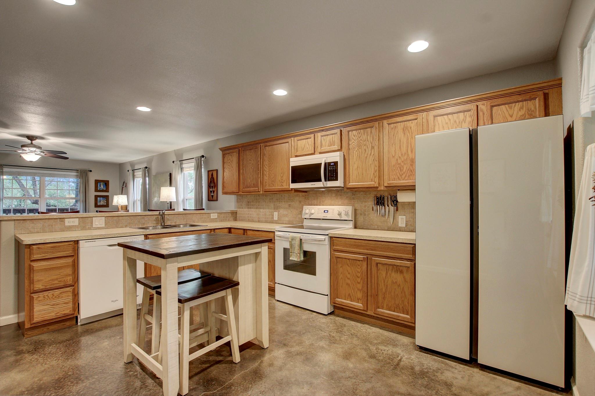 153 Hill Dr, Marble Falls, TX 78654