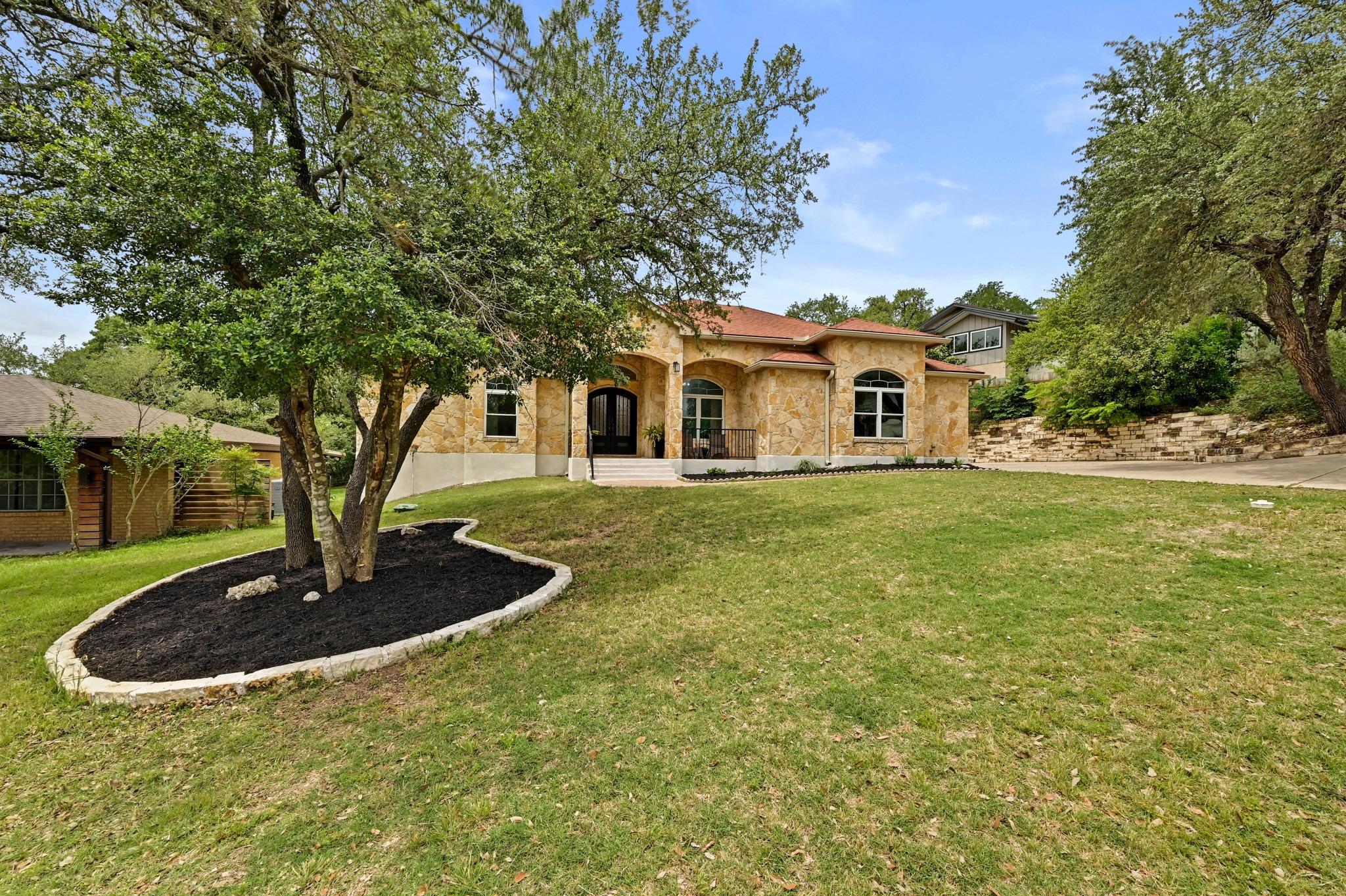 9402 Springwood Dr, Austin, TX 78750
